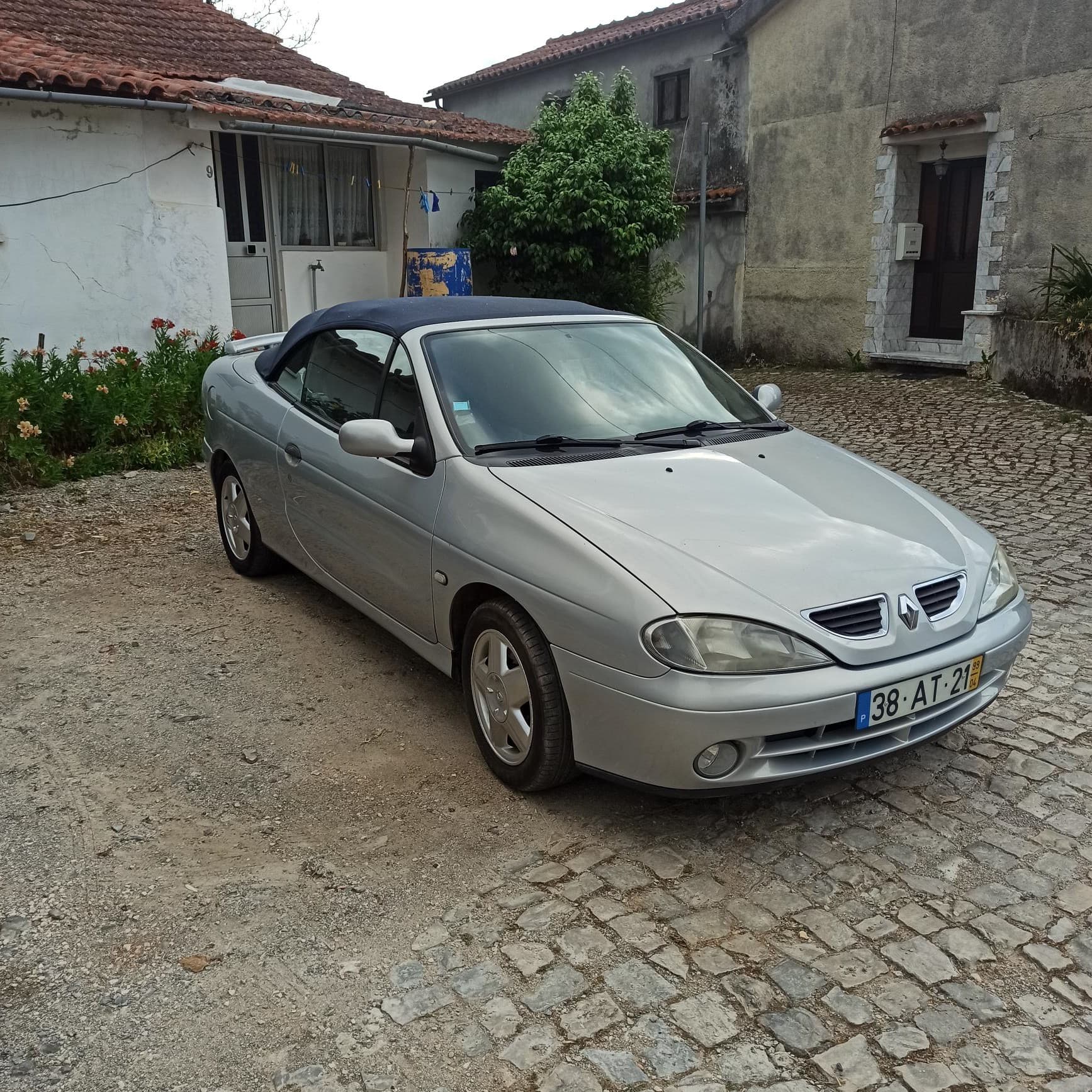 Renault Mégane Cabrio · Ano 1999 — imagem 1