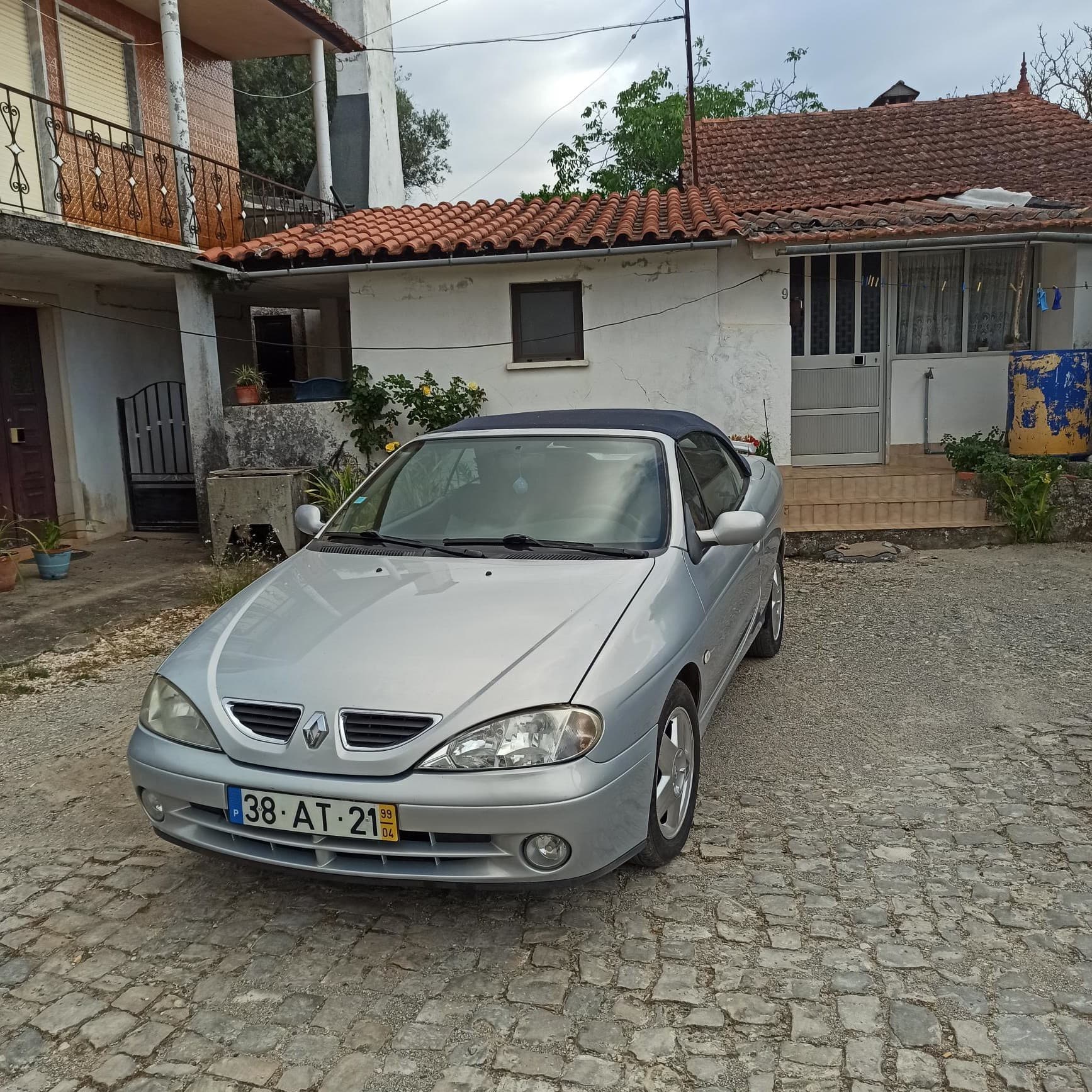Renault Mégane Cabrio · Ano 1999 — imagem 7