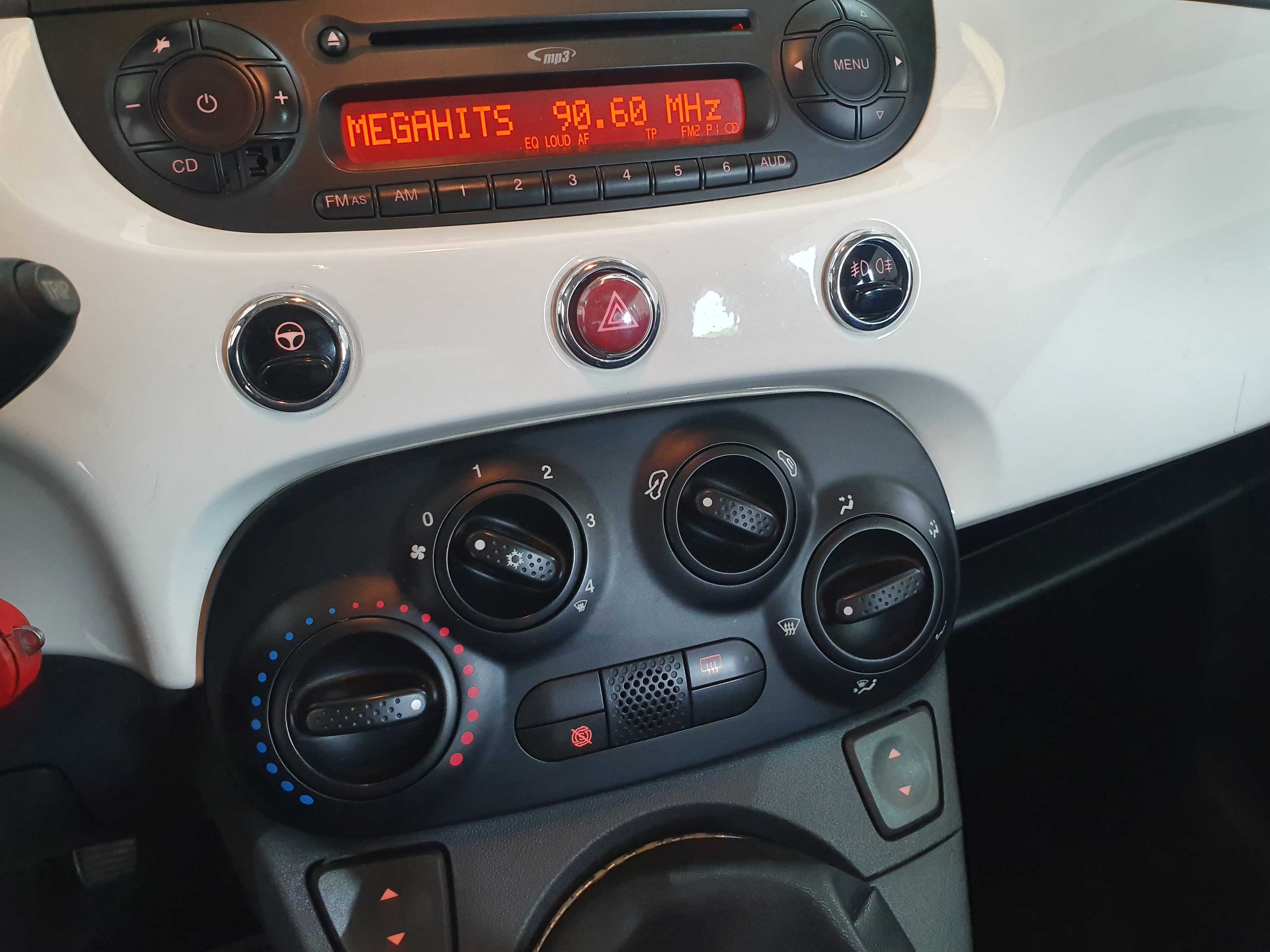 Fiat 500 · Ano 2011 — imagem 31