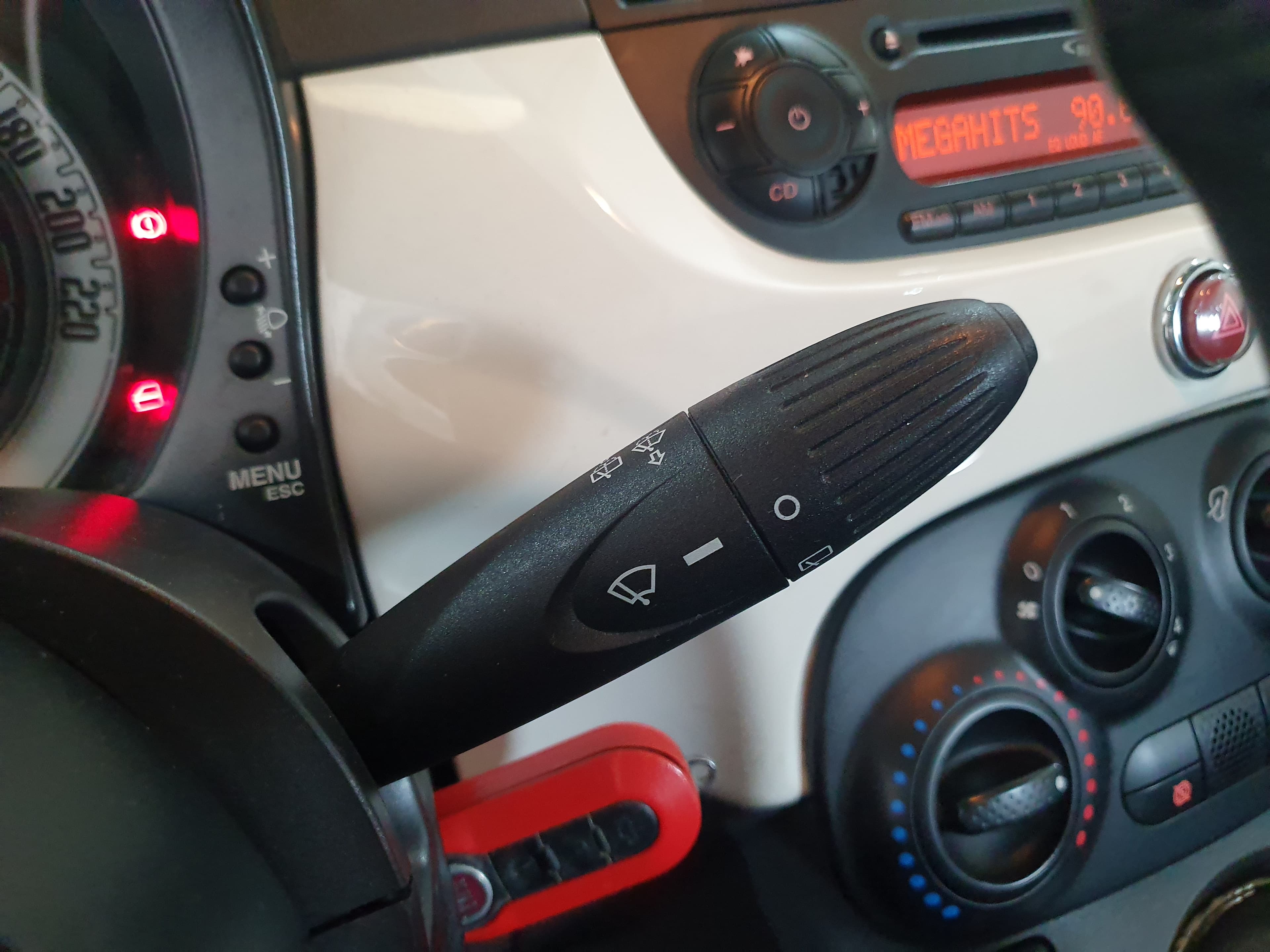 Fiat 500 · Ano 2011 — imagem 35