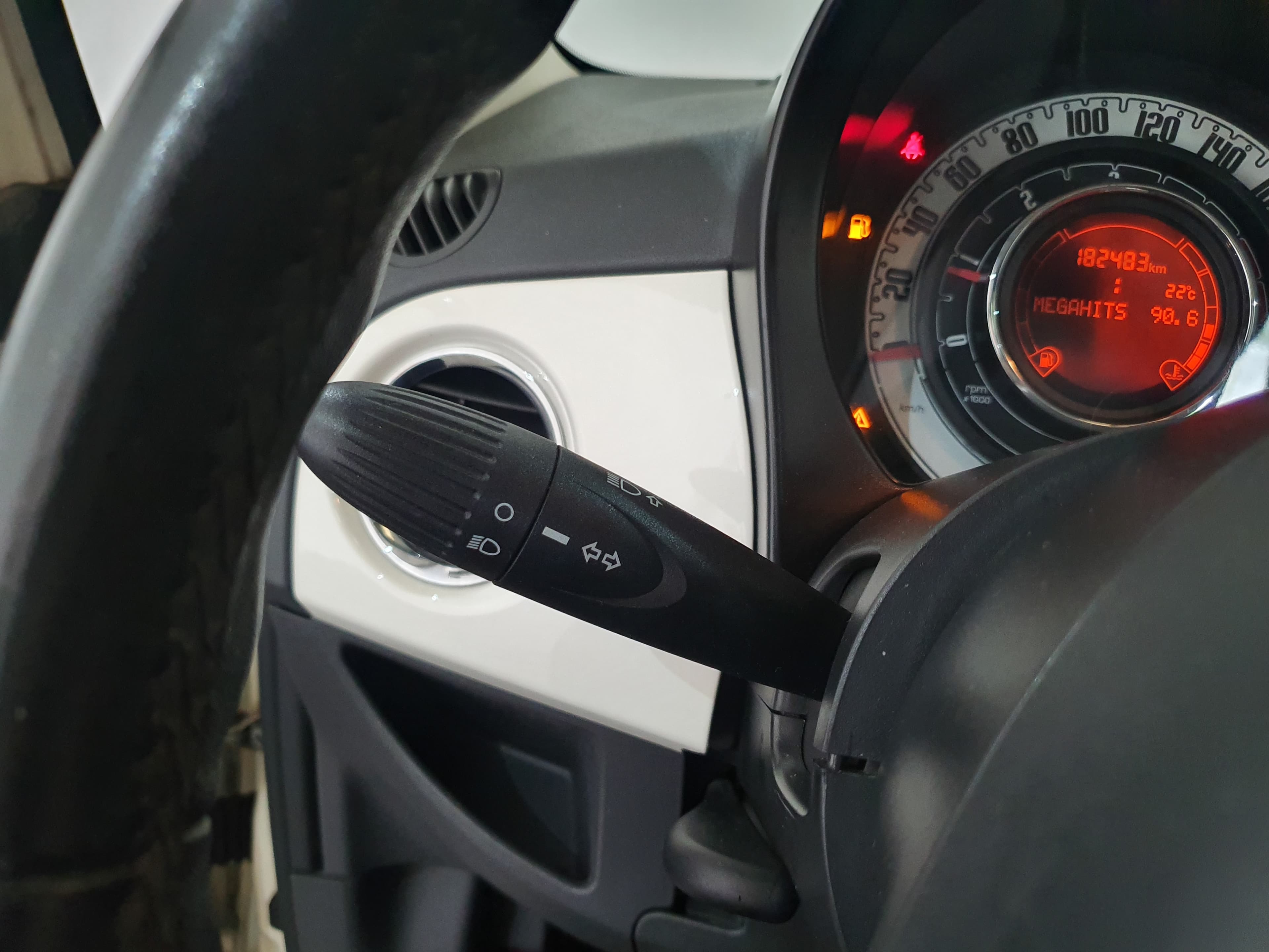 Fiat 500 · Ano 2011 — imagem 36
