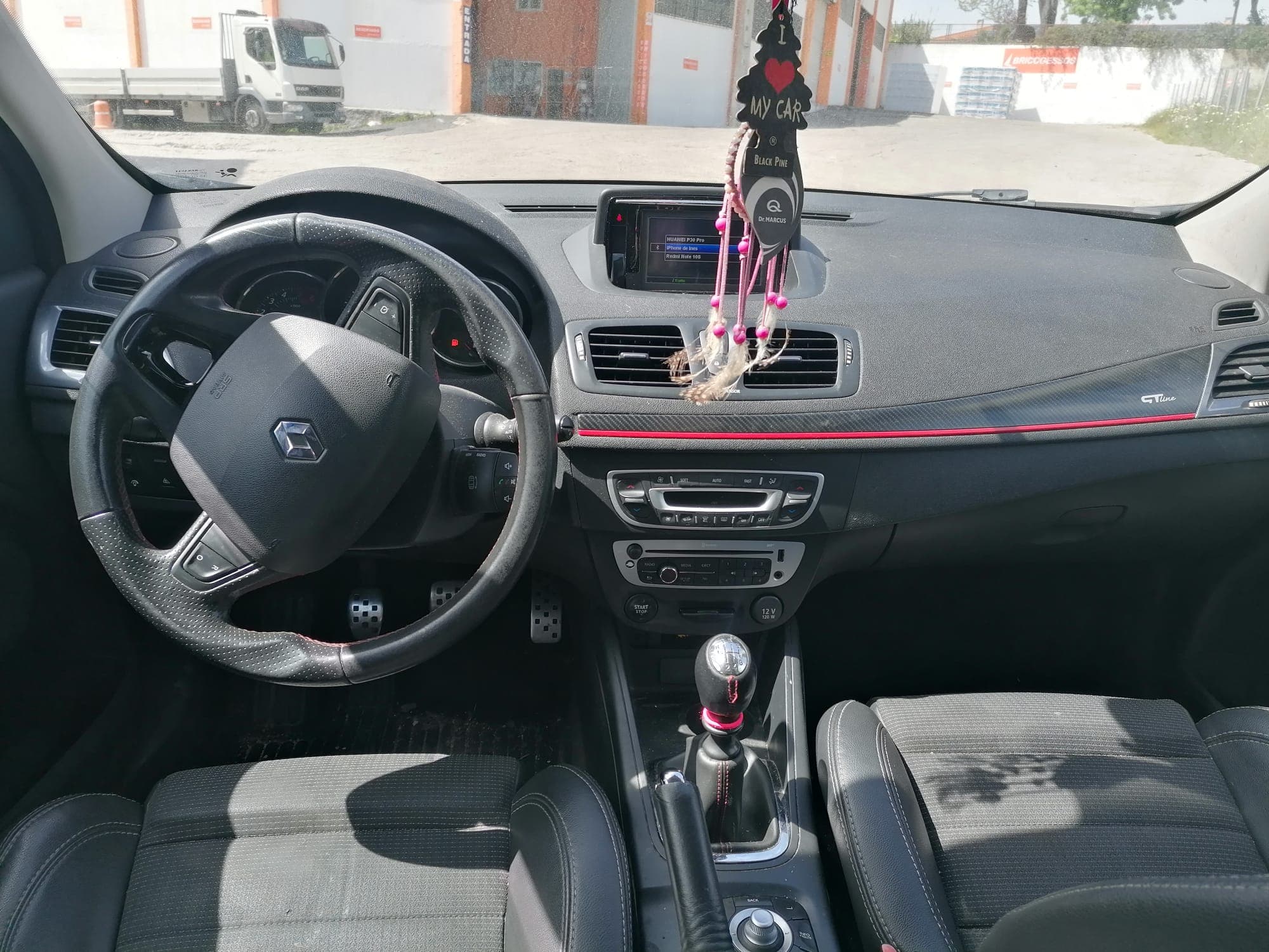 Renault Mégane 1.5 DCI · Ano 2013 — imagen 16