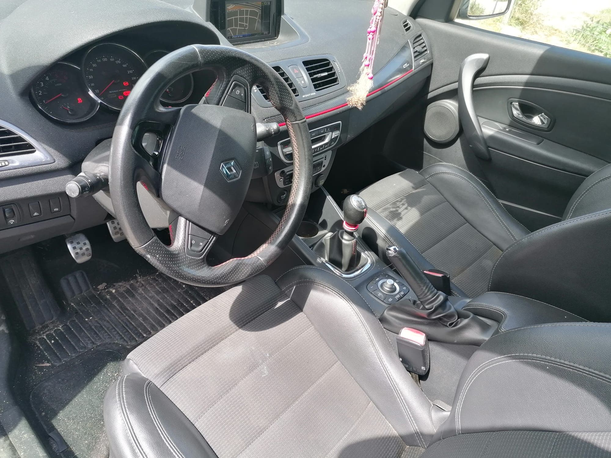 Renault Mégane 1.5 DCI · Ano 2013 — imagen 12