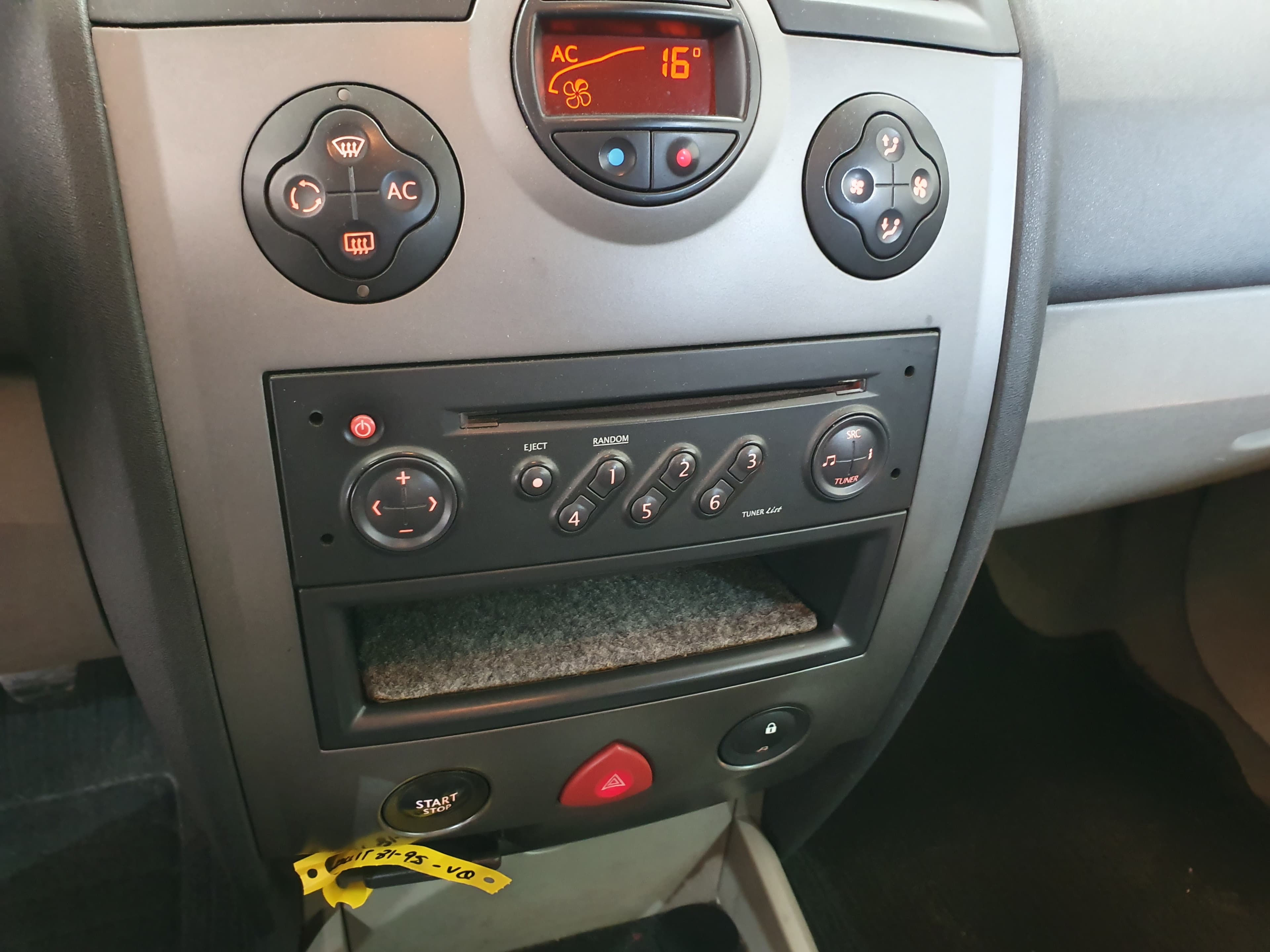 Renault Mégane · Ano 2003 — imagem 32