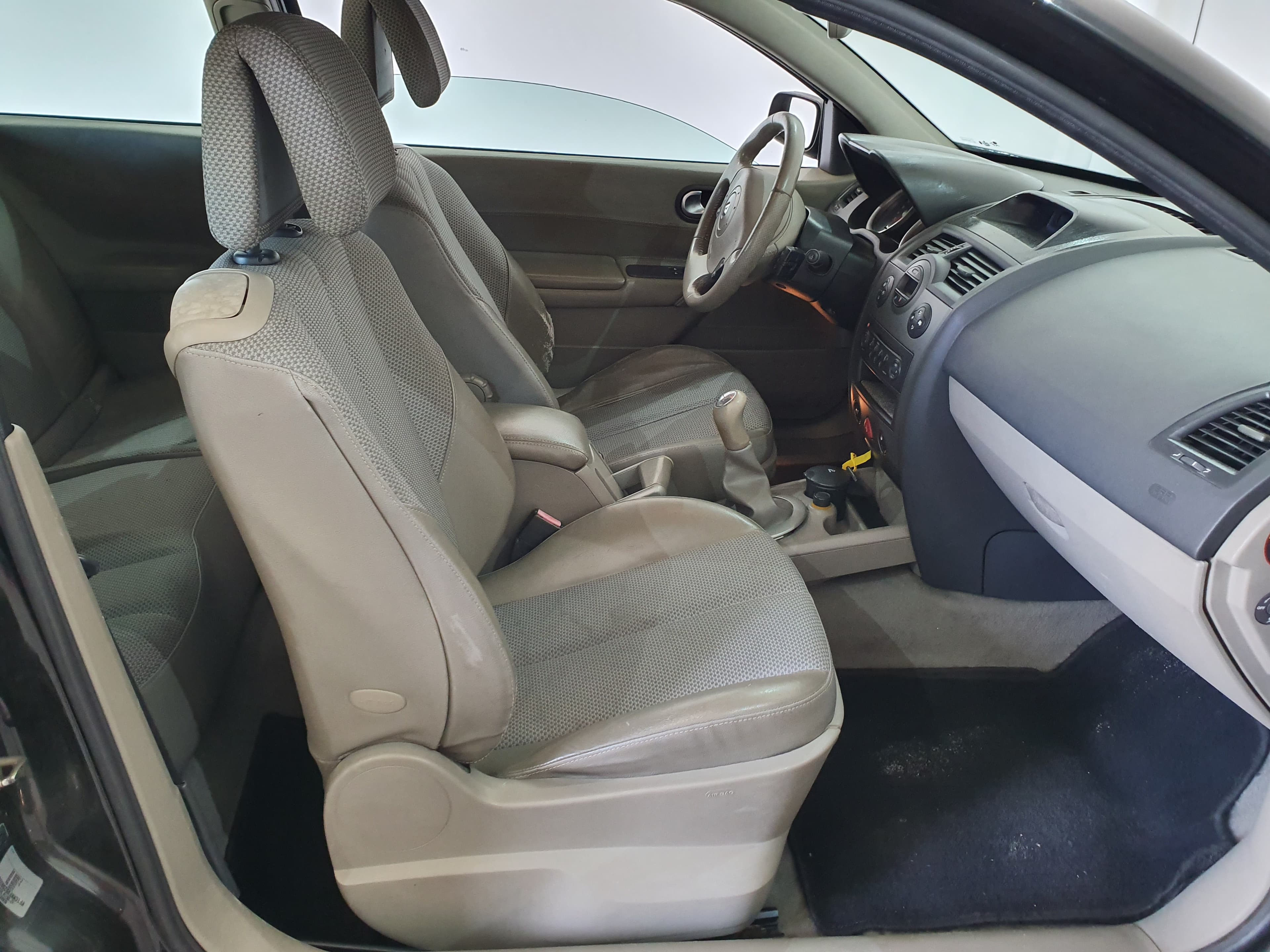 Renault Mégane · Ano 2003 — imagem 21