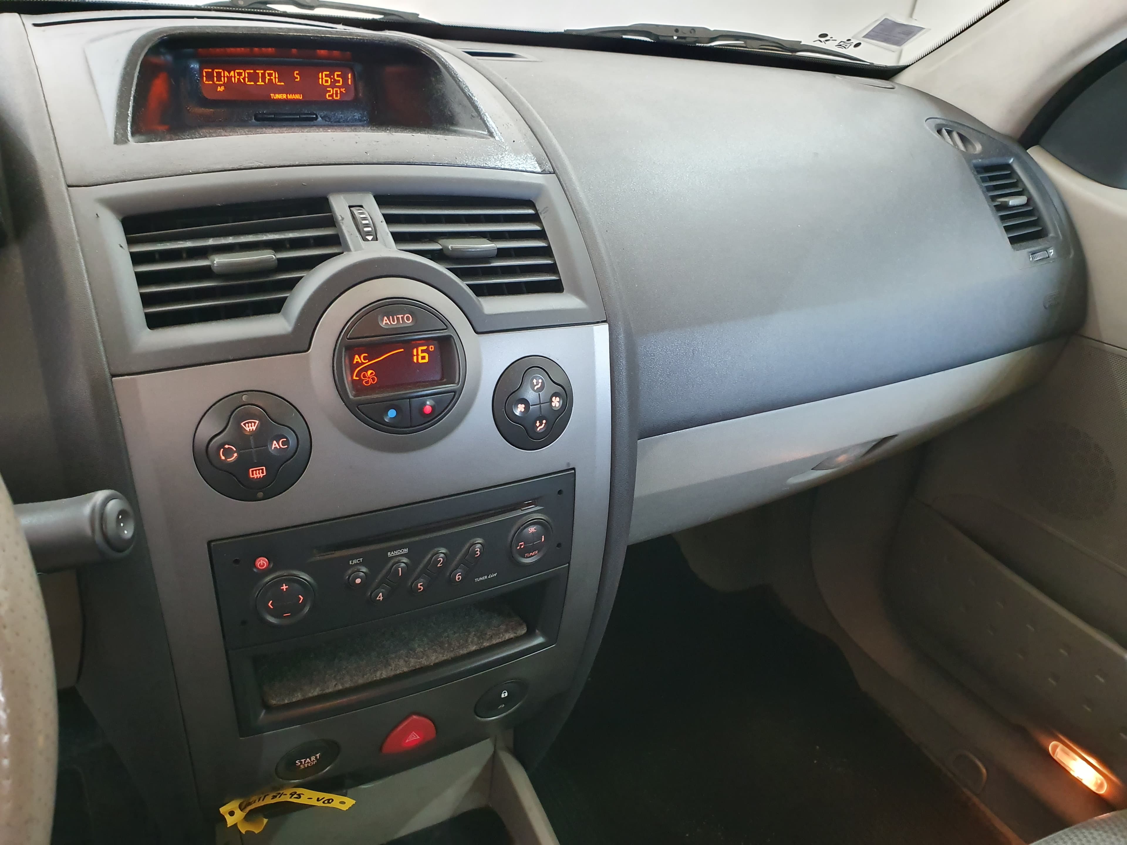 Renault Mégane · Ano 2003 — imagem 29