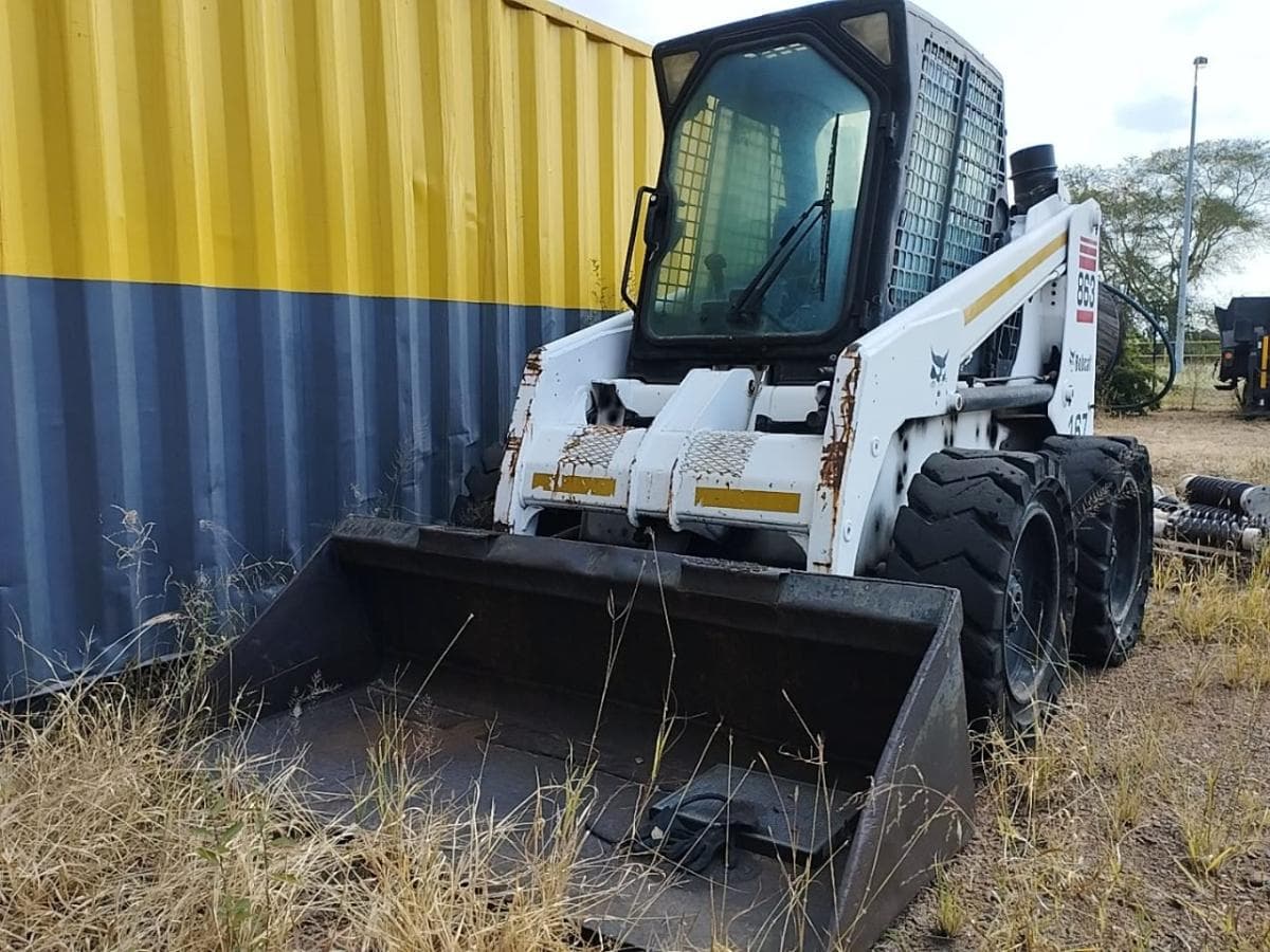 Bobcat 863 — imagen 1