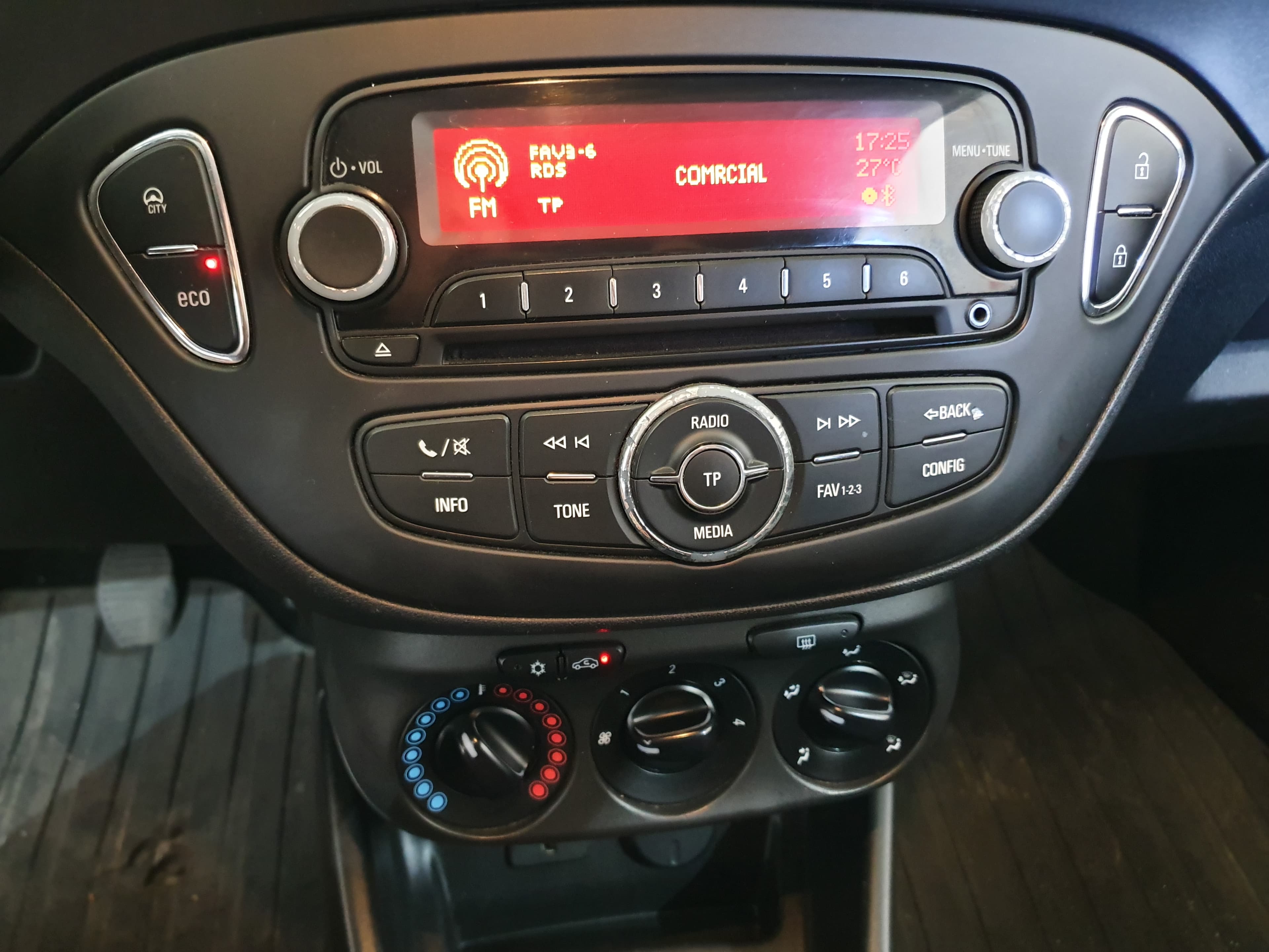 Opel Corsa · Ano 2016 — imagem 29