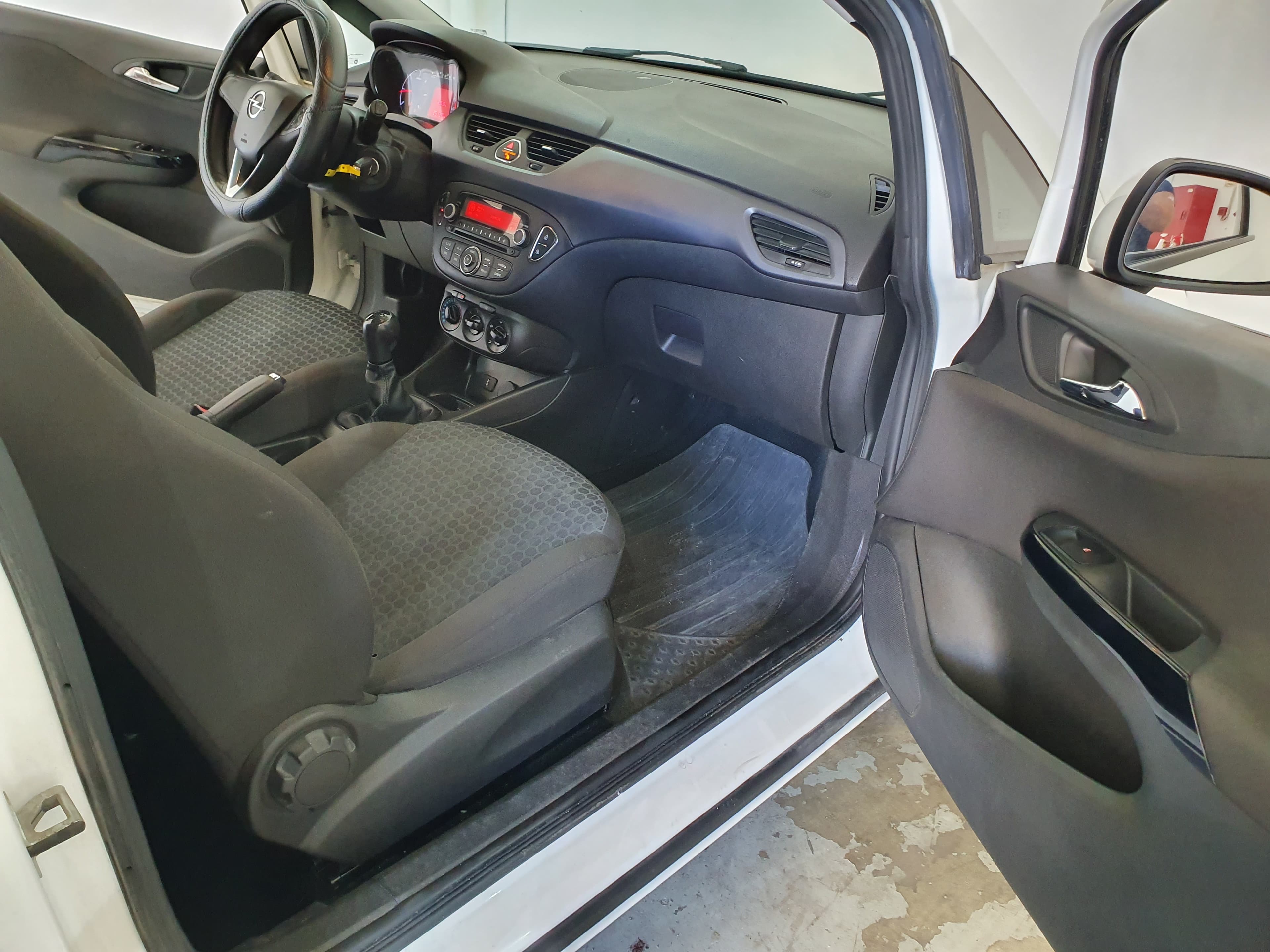 Opel Corsa · Ano 2016 — imagem 20