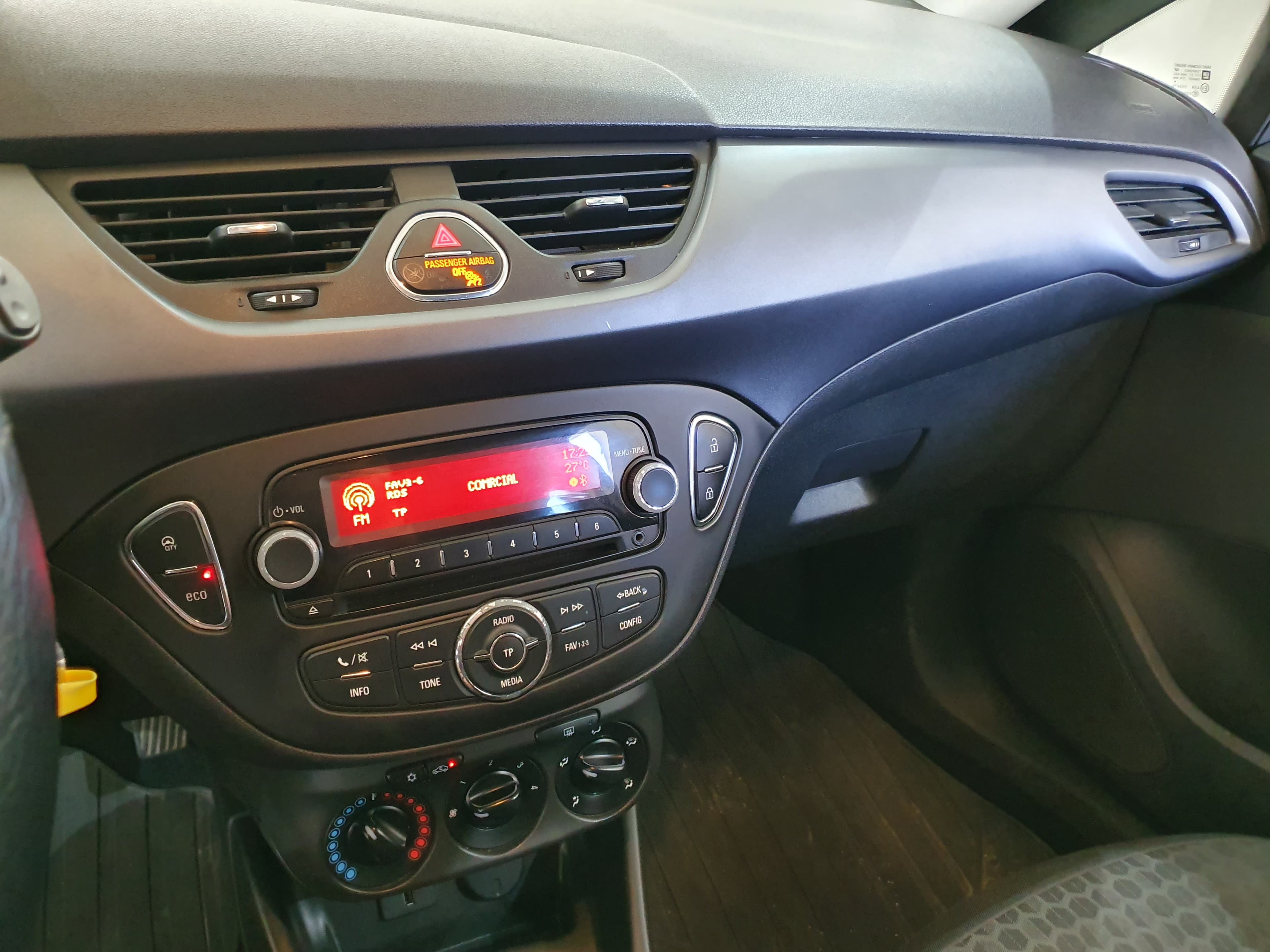Opel Corsa · Ano 2016 — imagem 27