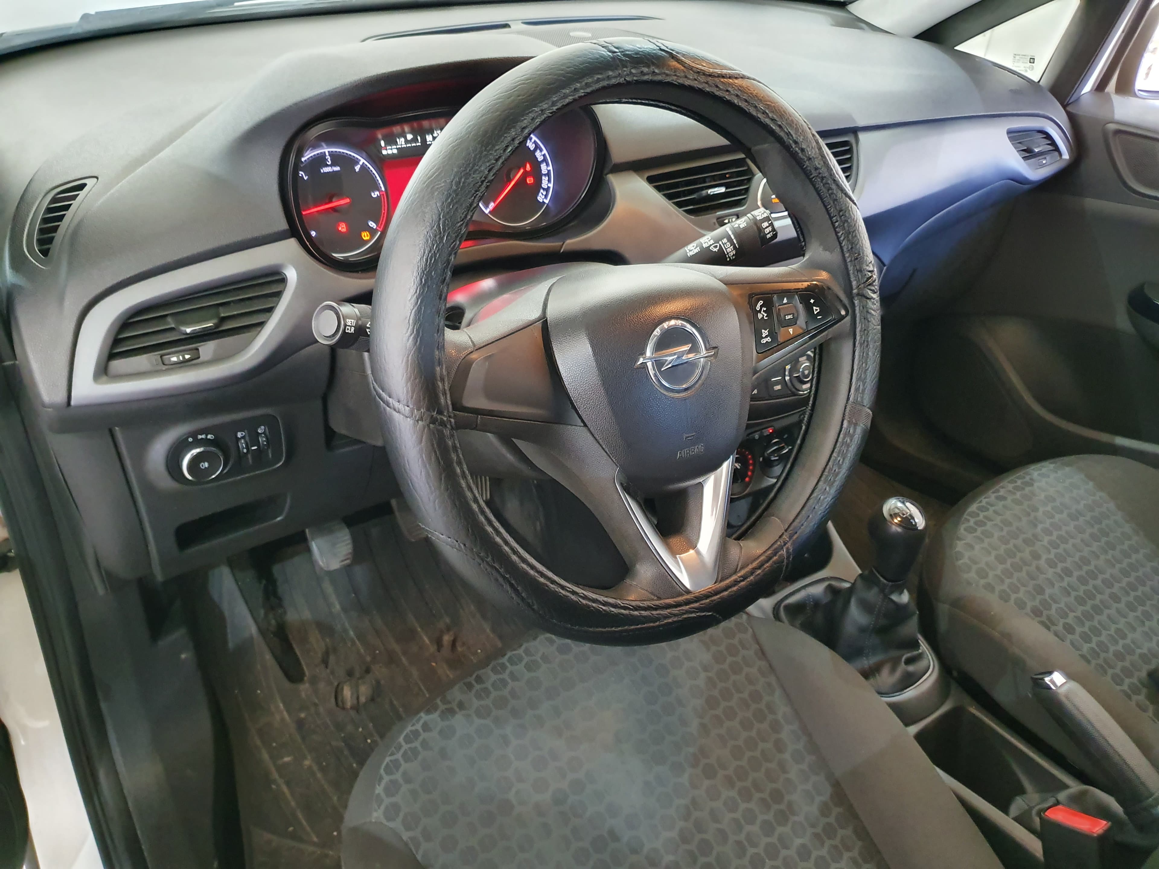 Opel Corsa · Ano 2016 — imagem 31