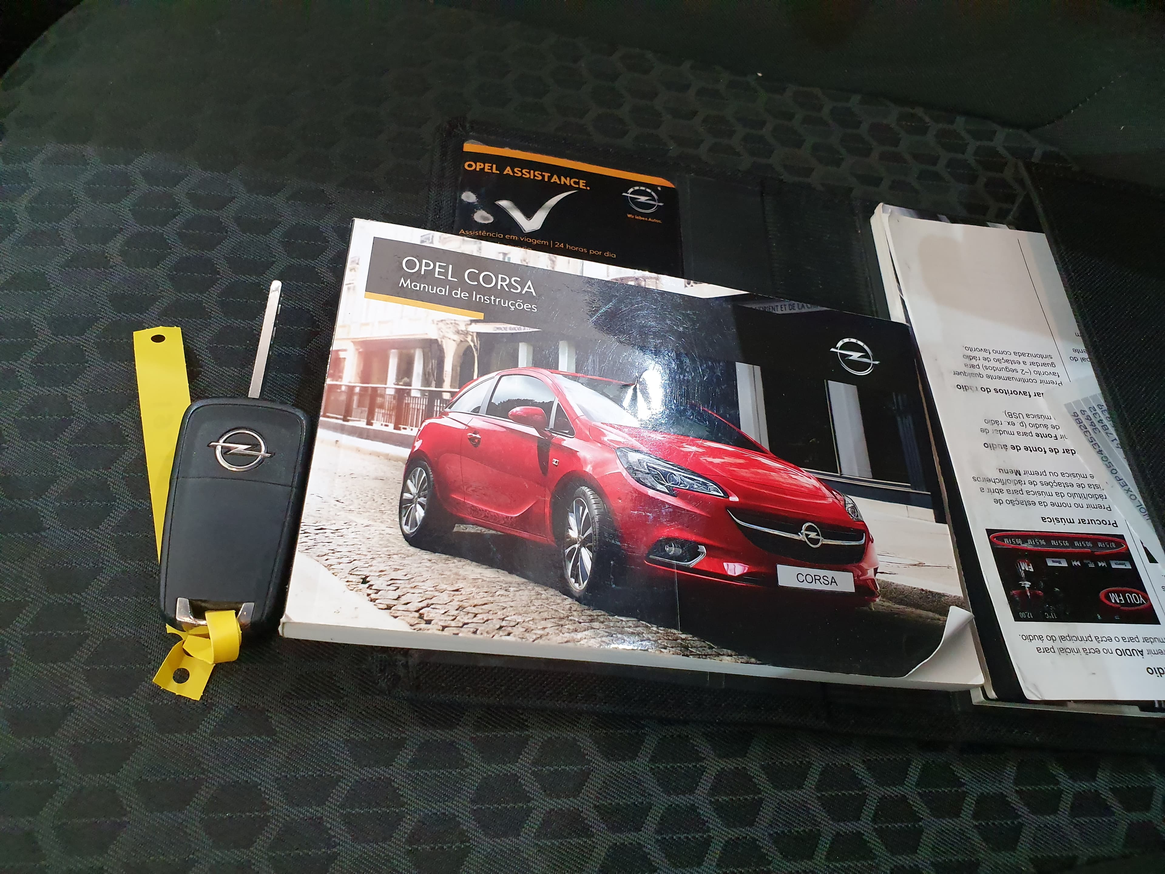 Opel Corsa · Ano 2016 — imagem 37