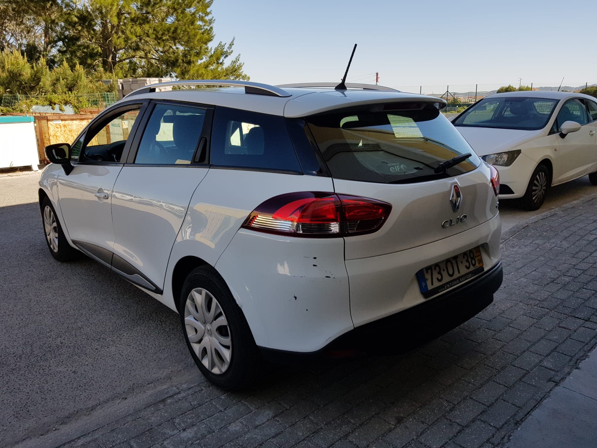 Renault Clio Break 1.5 DCI · Ano 2014 — image 7