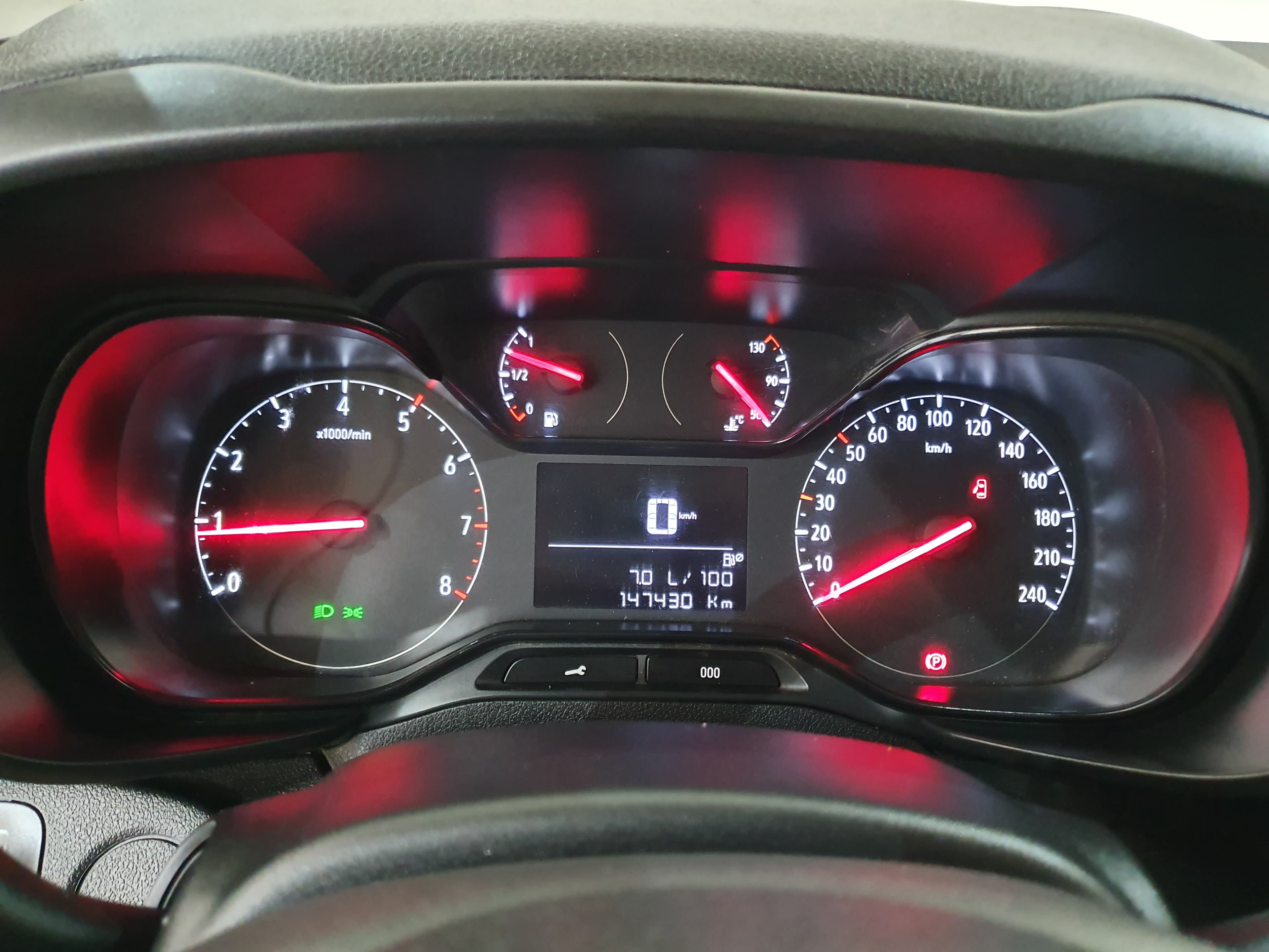 Opel Combo · Ano 2020 — image 29