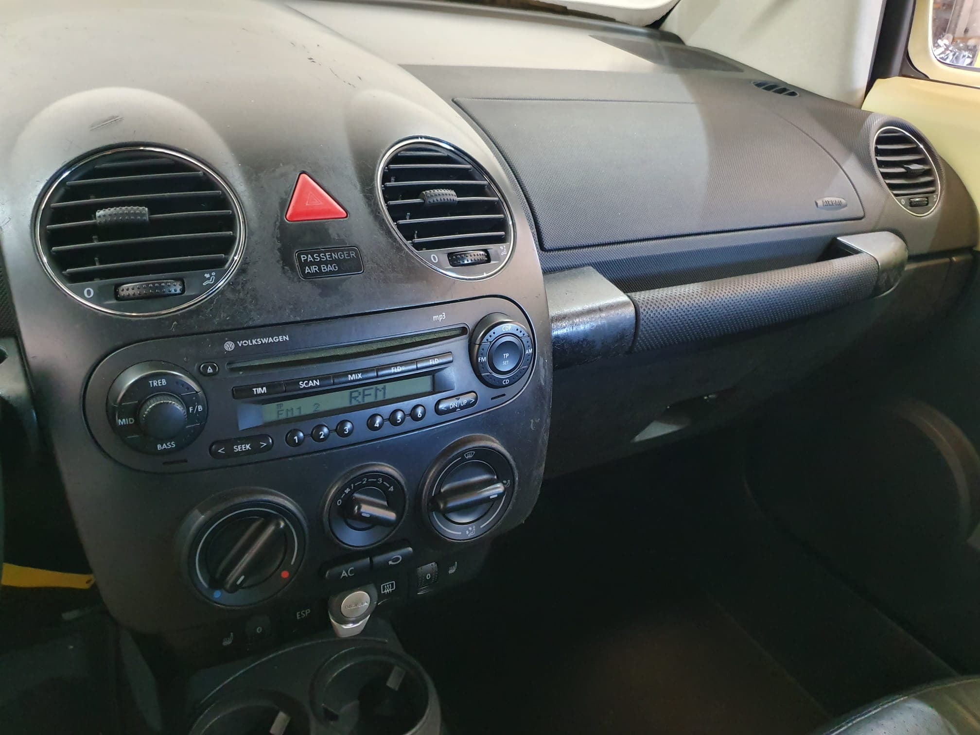 Volkswagen New Beetle Cabriolet 1.4 · Ano 2007 — imagen 26