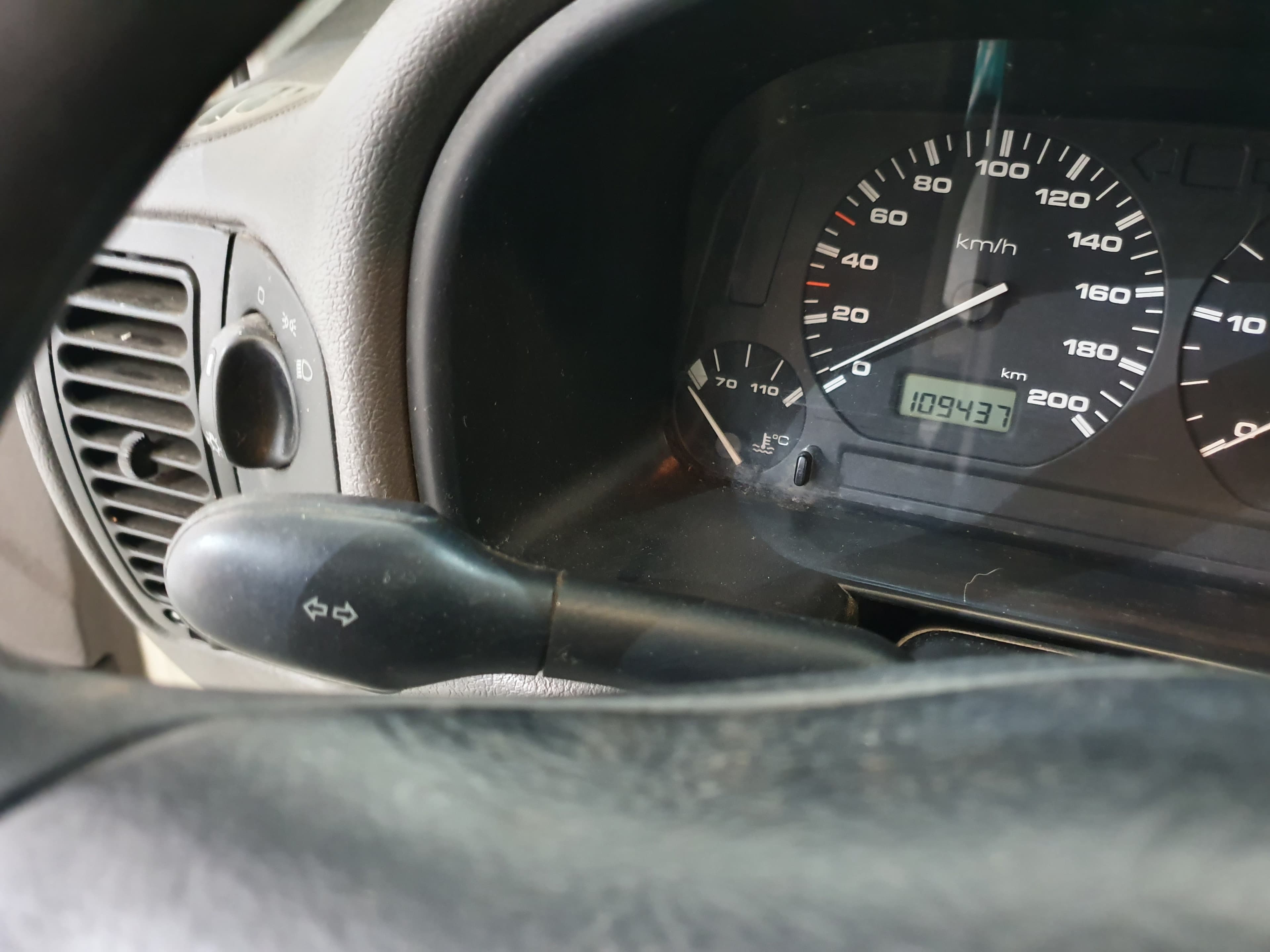 Volkswagen Caddy 1.9 SDI · Ano 2003 — imagen 36