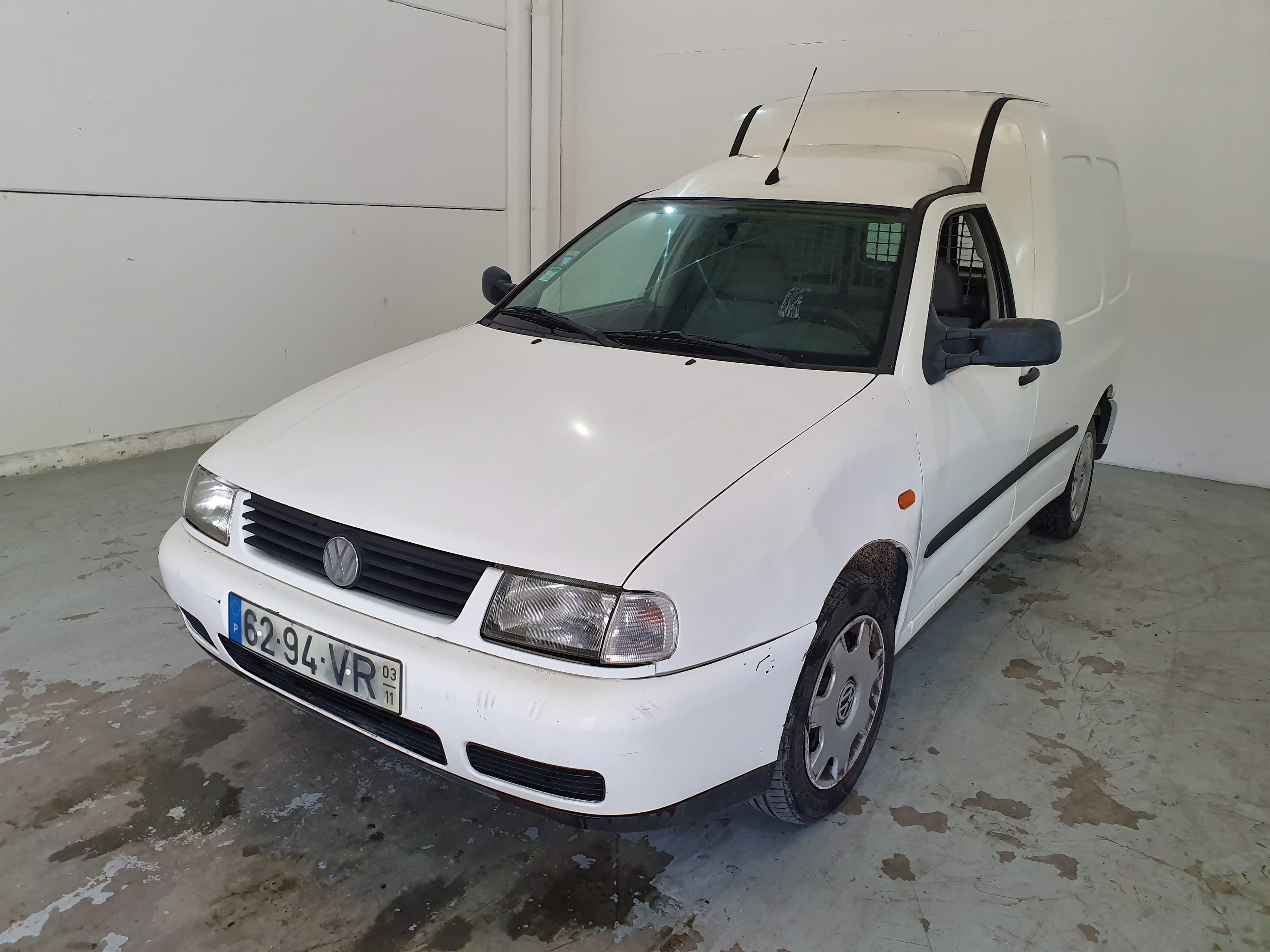 Volkswagen Caddy 1.9 SDI · Ano 2003 — imagen 1