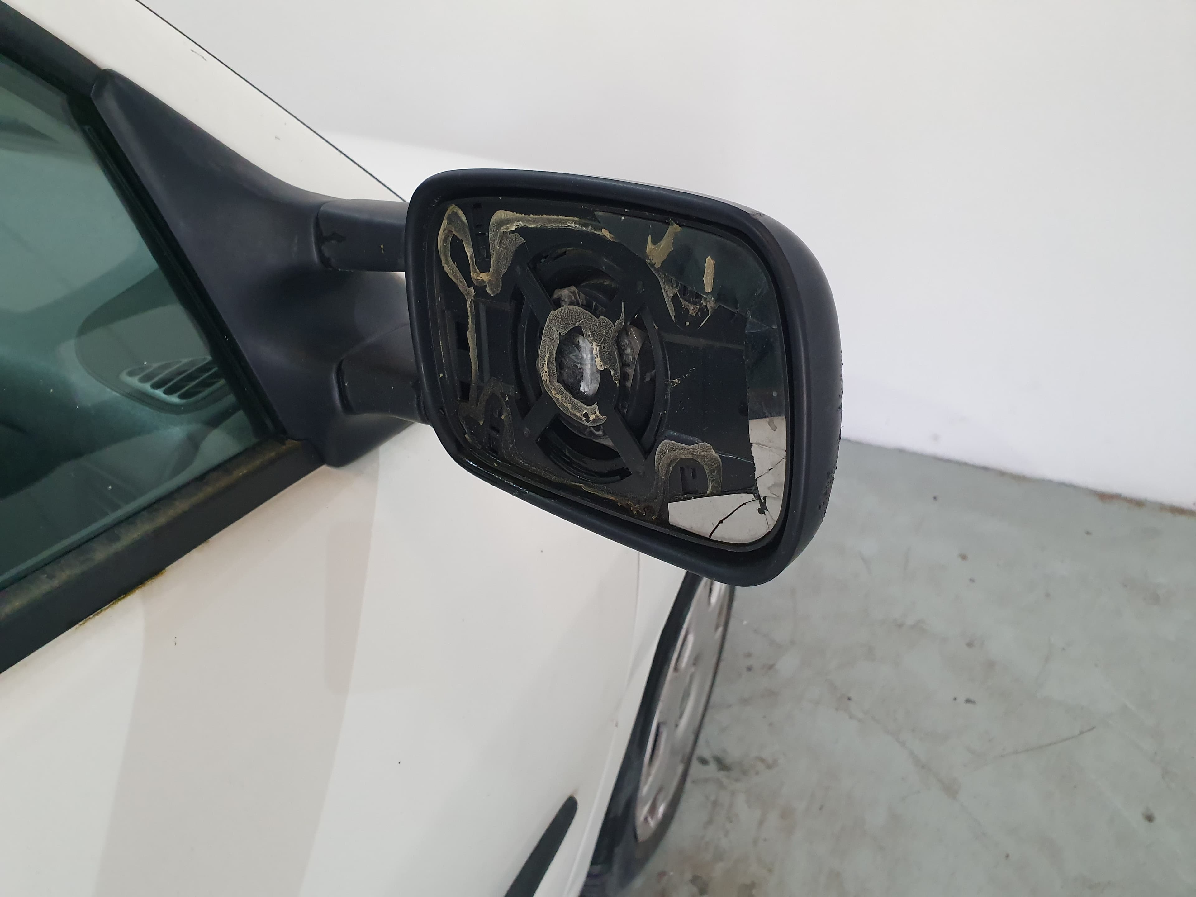 Volkswagen Caddy 1.9 SDI · Ano 2003 — imagen 12