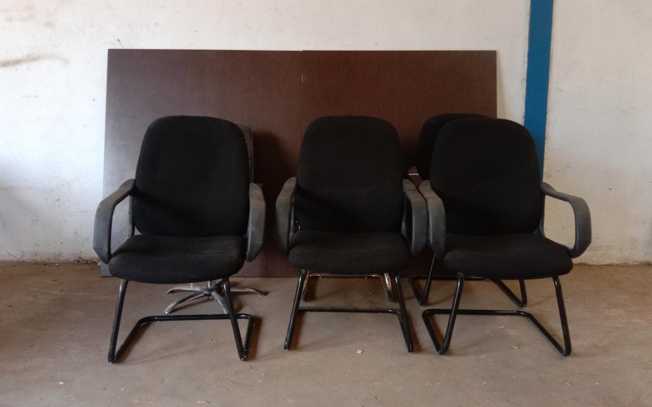 Mobiliario de oficina — imagen 1
