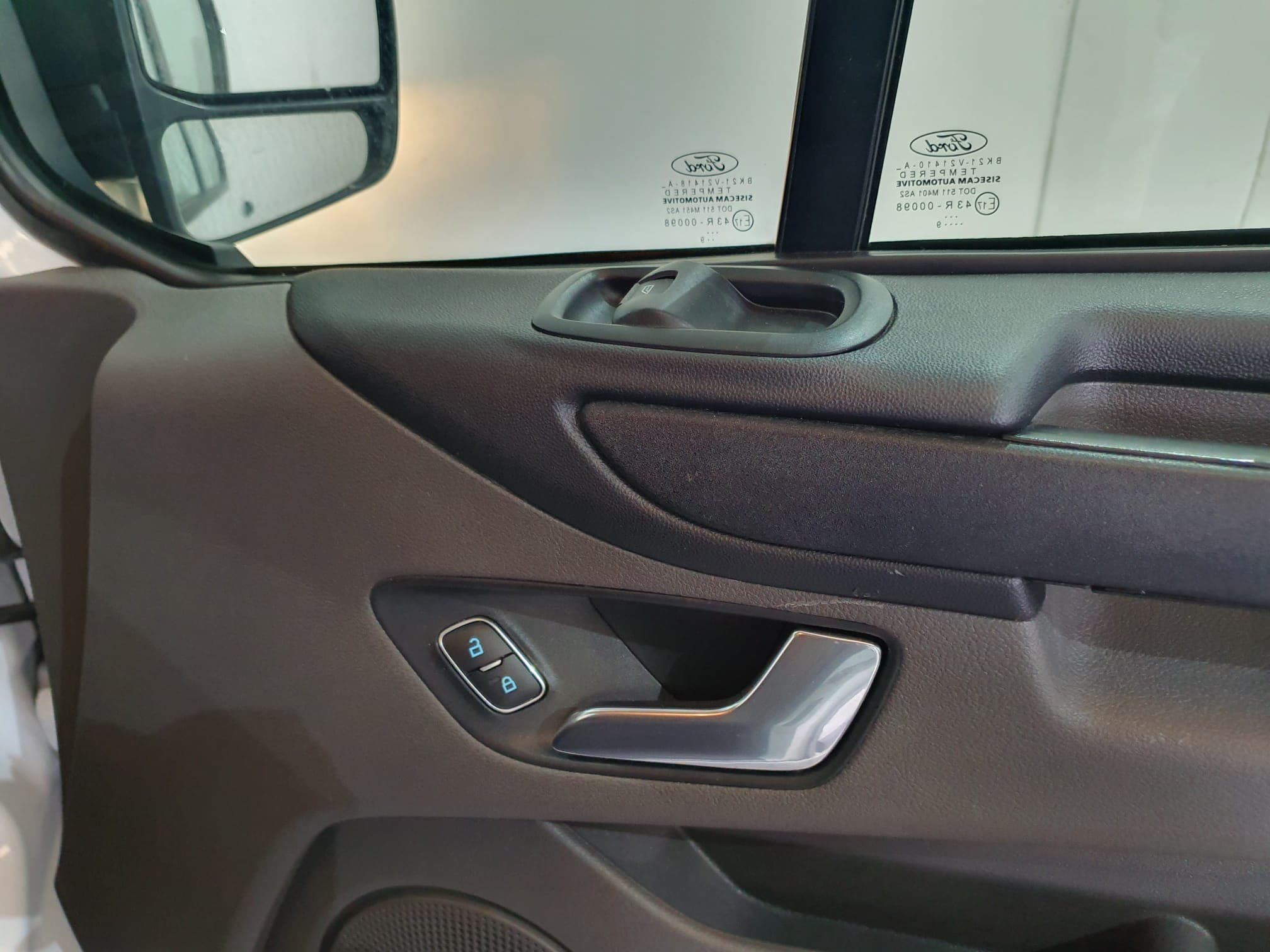 Ford Transit Custom · Ano 2019 — imagen 24