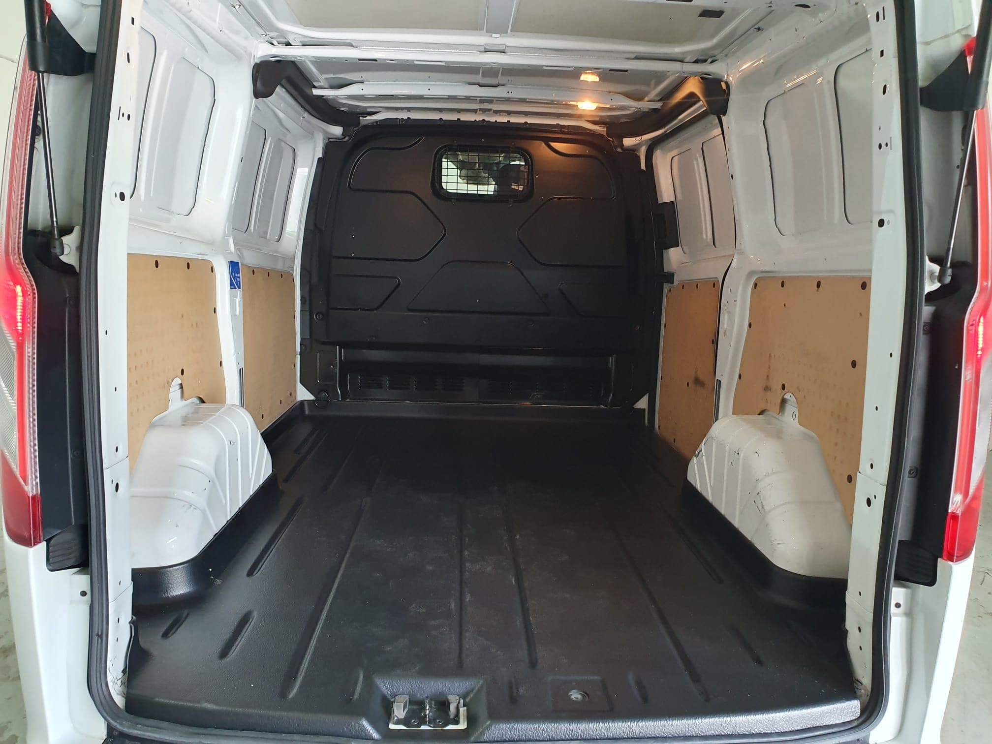 Ford Transit Custom · Ano 2019 — imagen 8