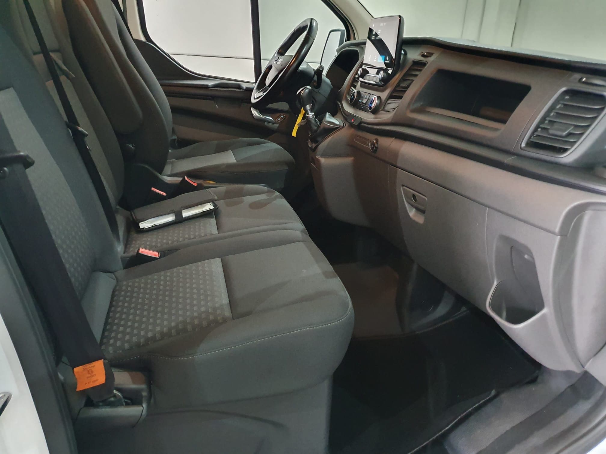 Ford Transit Custom · Ano 2019 — imagen 25