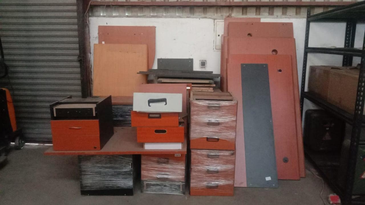 Mobiliario de oficina — imagen 1