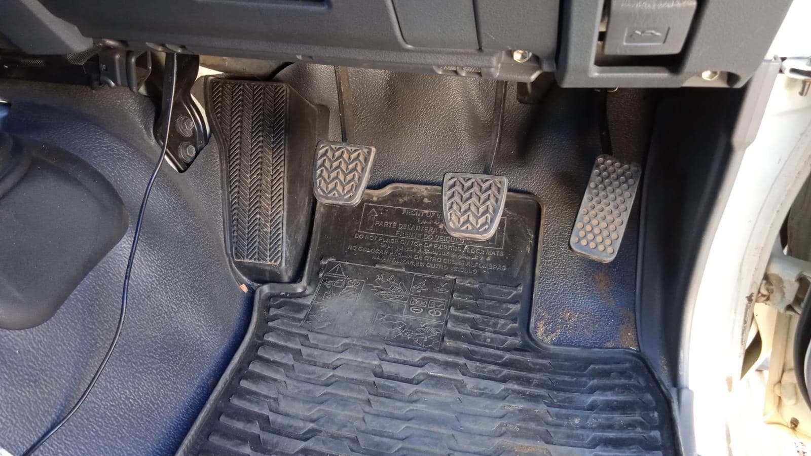 Toyota Landcruiser — imagem 12