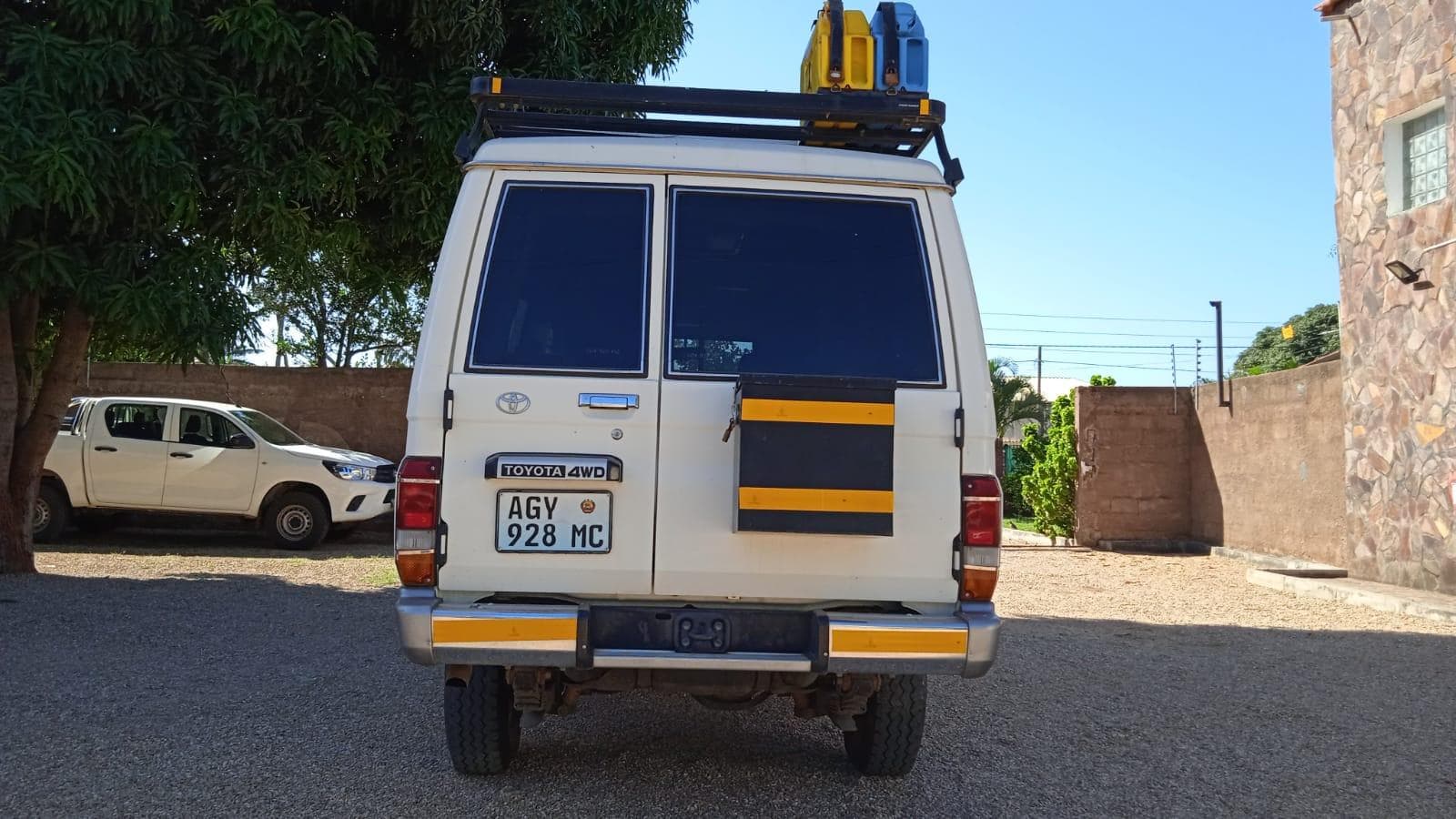 Toyota Landcruiser — imagem 22