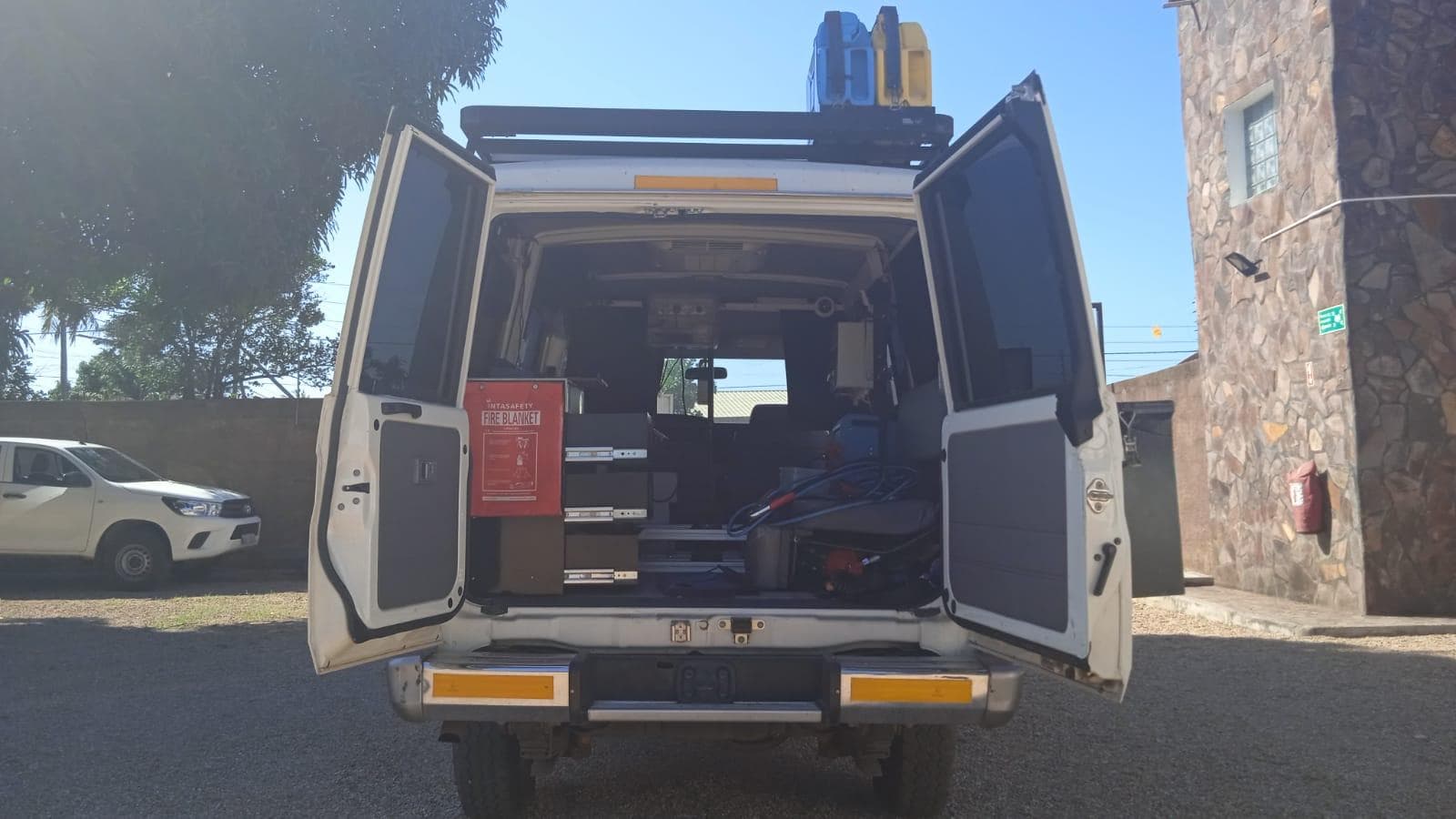 Toyota Landcruiser — imagen 12