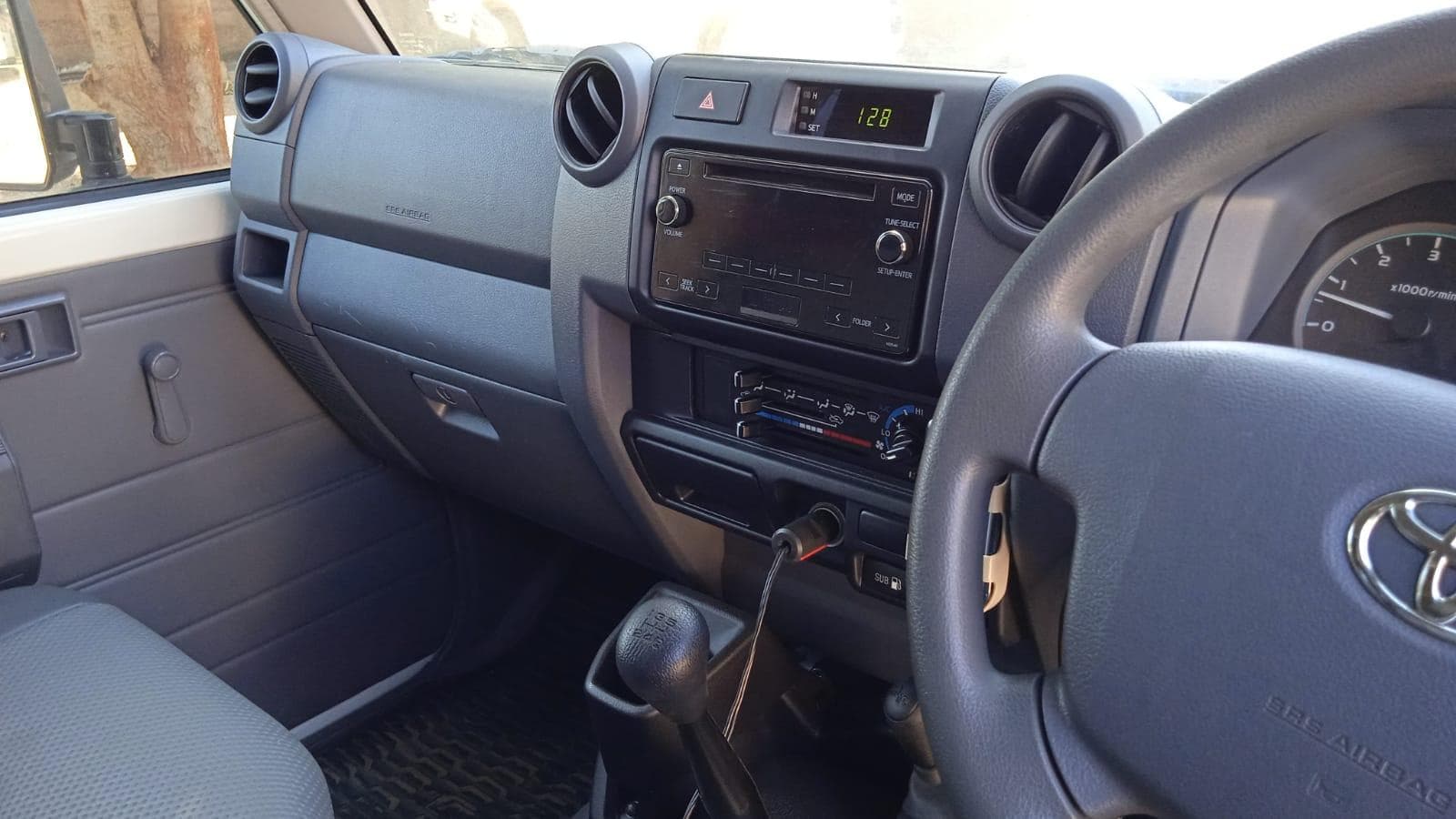 Toyota Landcruiser — imagen 10