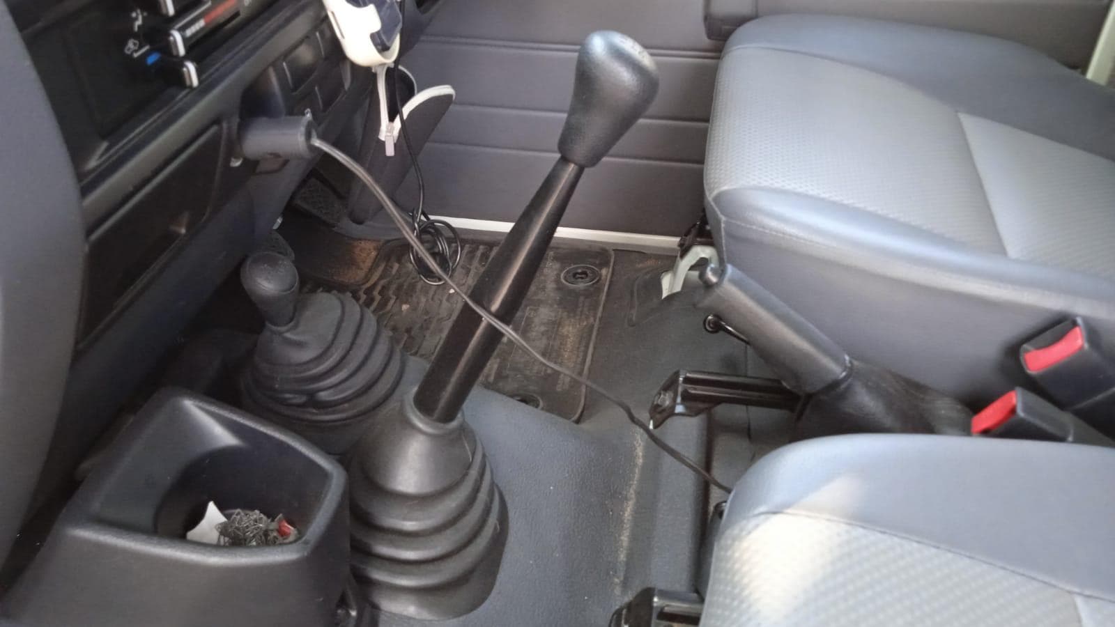 Toyota Landcruiser — imagen 2