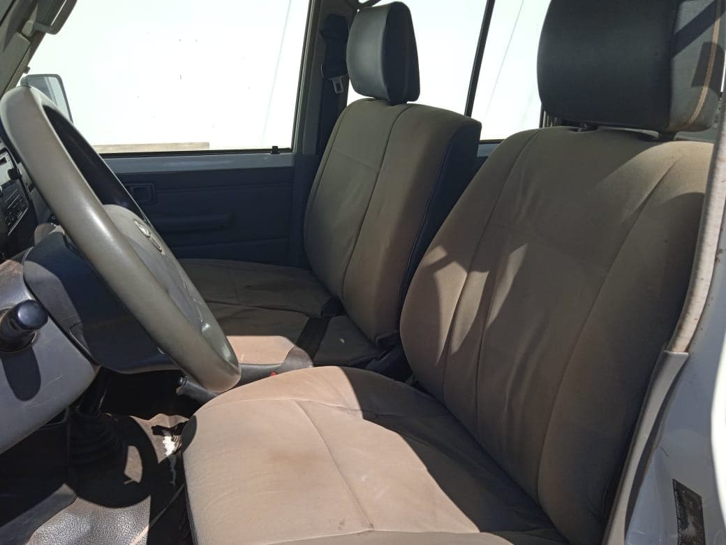 Toyota Land Cruiser — imagen 15