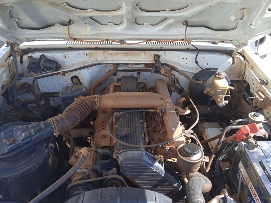 Toyota Land Cruiser — imagem 11