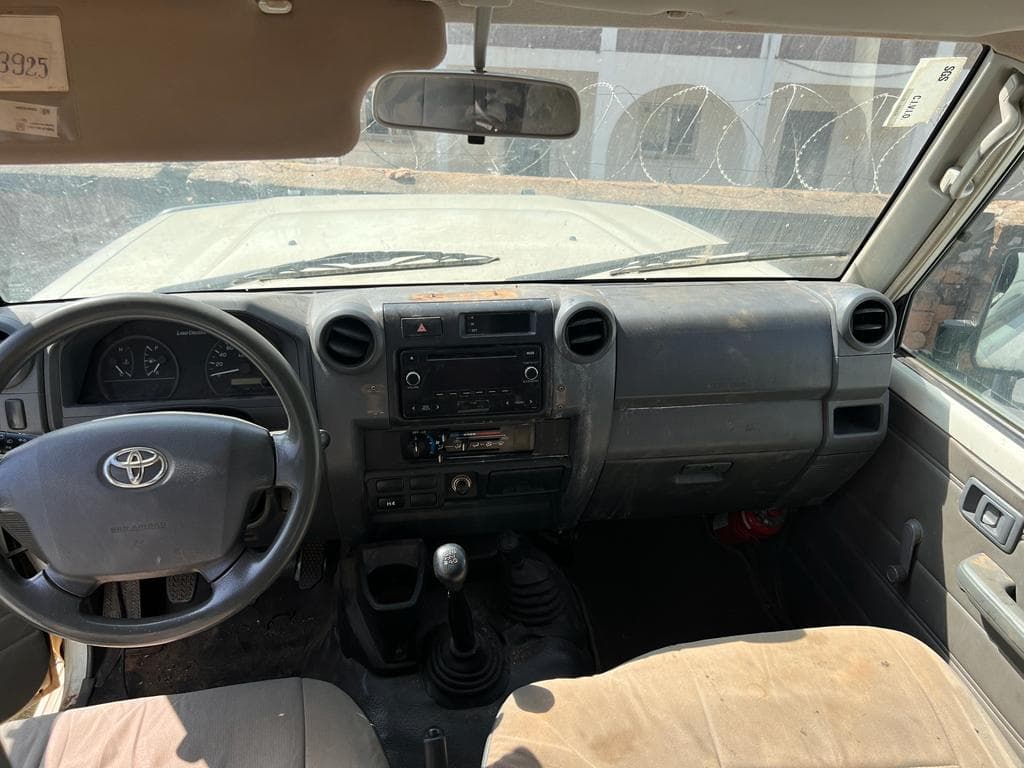 Toyota Land Cruiser — imagem 4