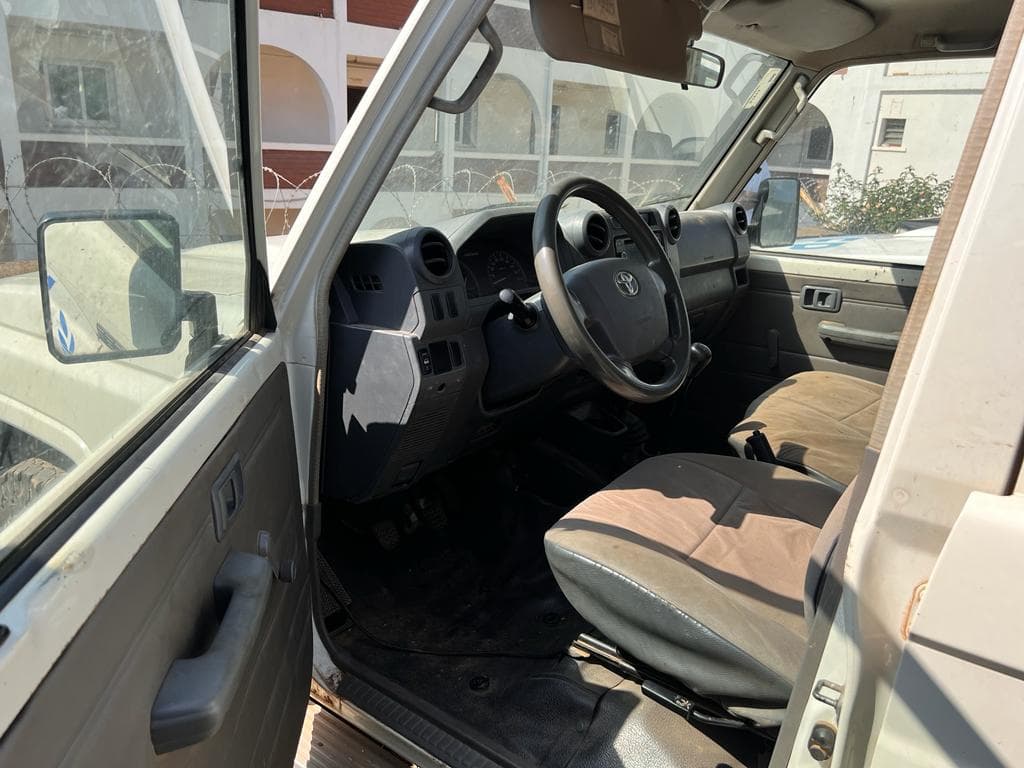 Toyota Land Cruiser — imagem 5