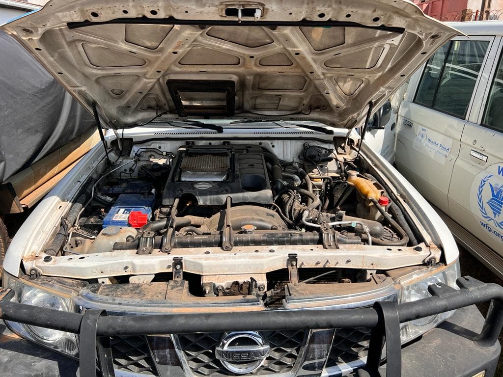 Nissan Patrol GL — imagem 18