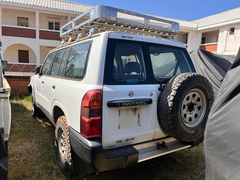 Nissan Patrol GL — imagem 15