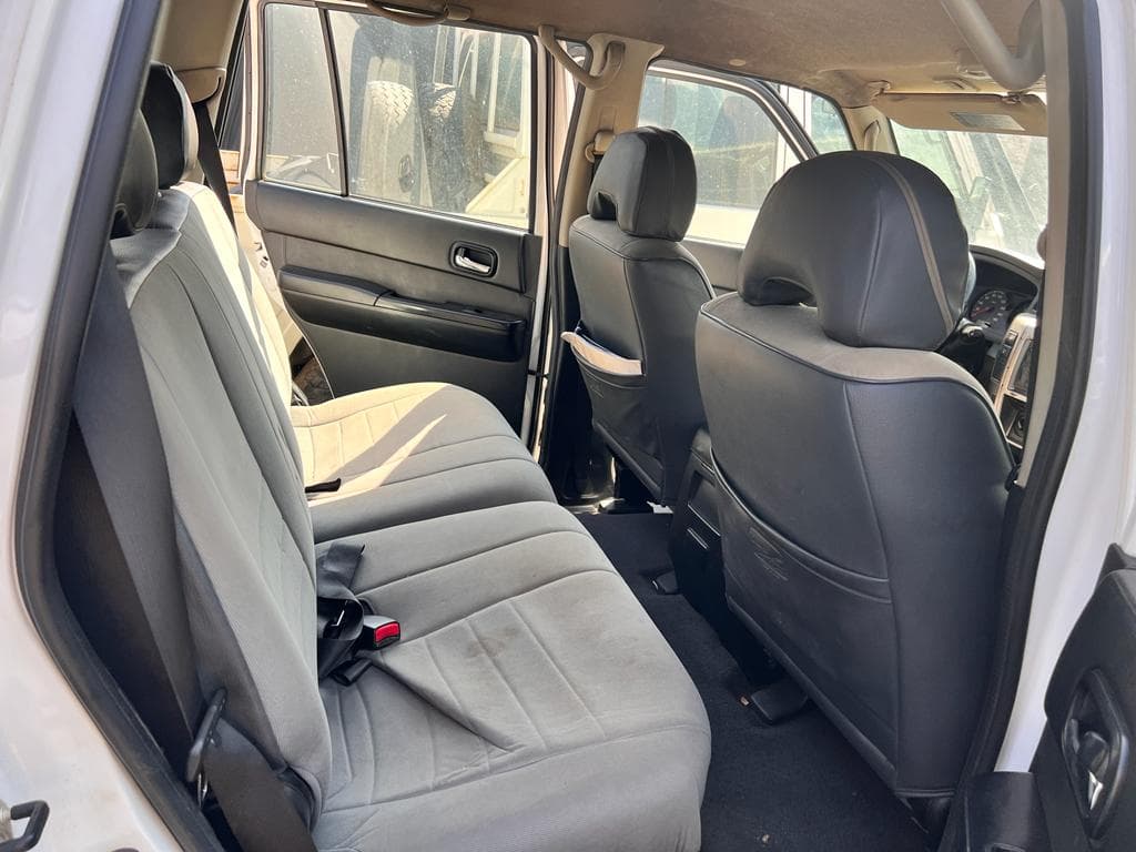 Nissan Patrol GL — imagem 8