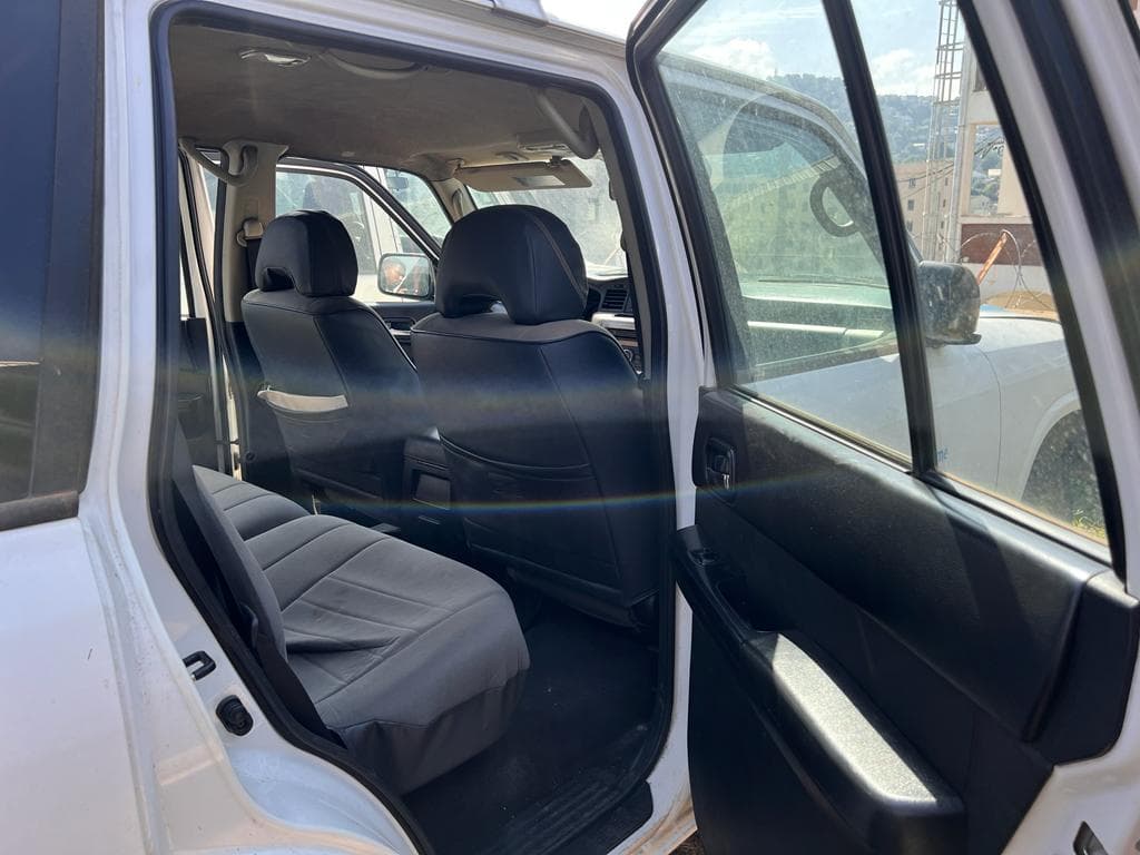 Nissan Patrol GL — imagem 10