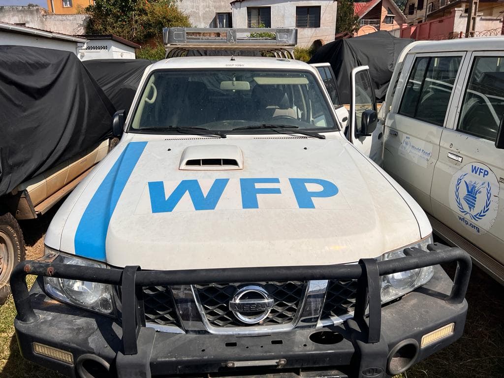 Nissan Patrol GL — imagem 22