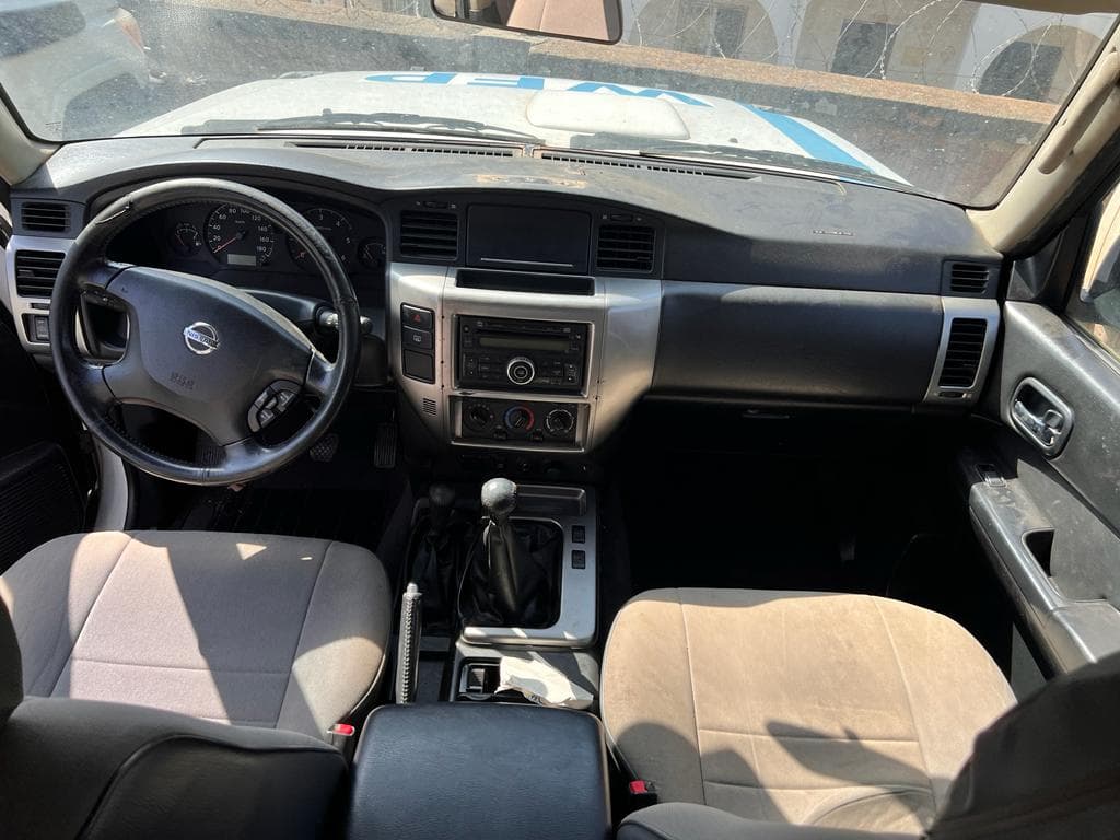Nissan Patrol GL — imagem 26