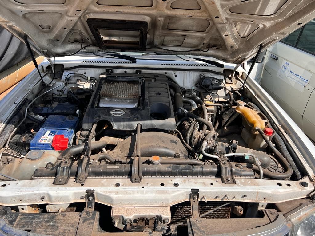Nissan Patrol GL — imagem 9