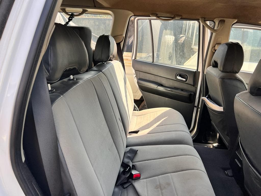 Nissan Patrol GL — imagem 20