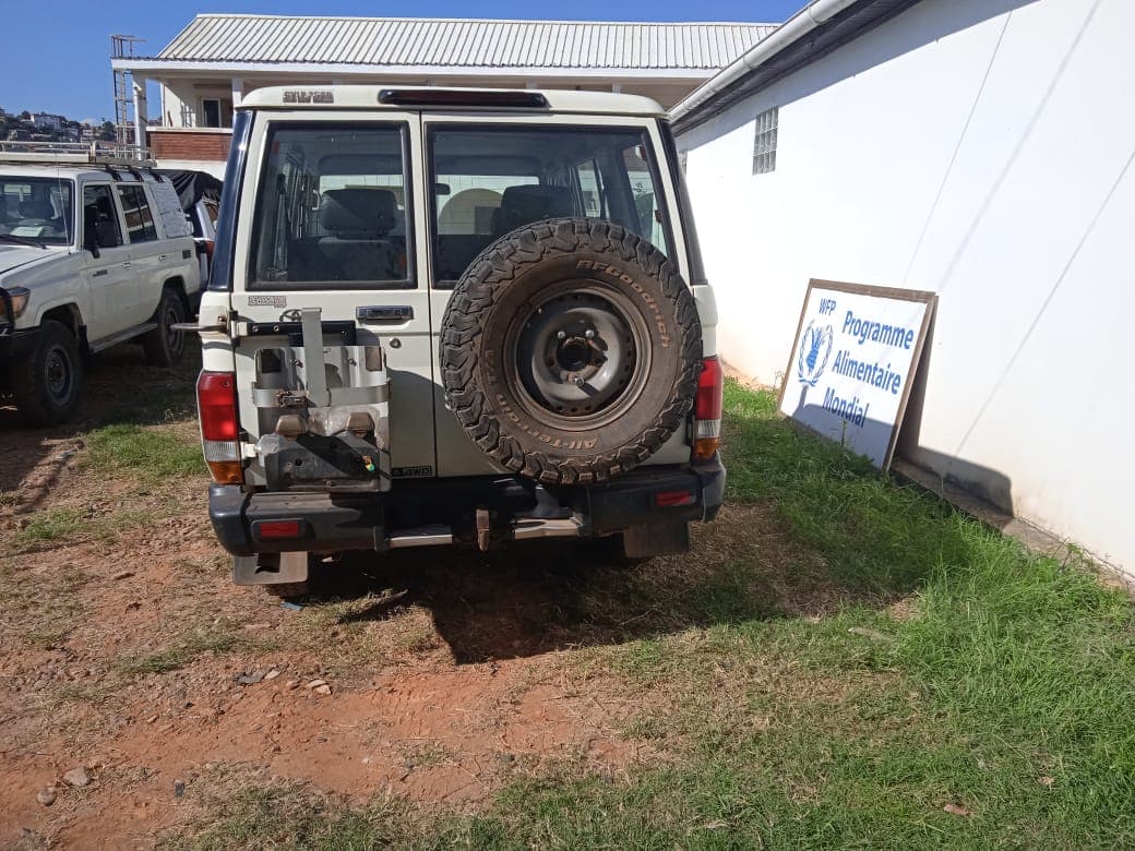 Toyota Land Cruiser — imagen 3