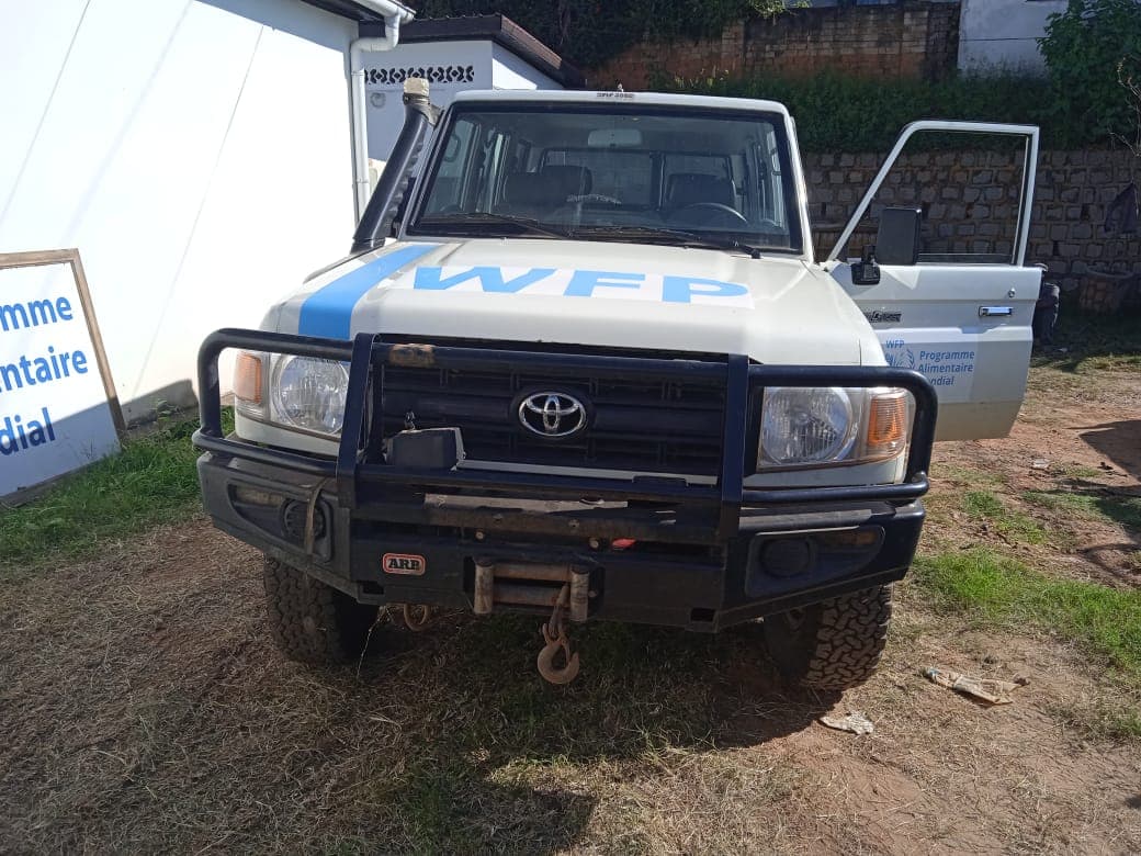 Toyota Land Cruiser — imagen 1