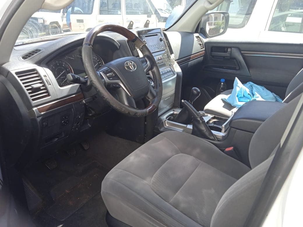 Toyota Land Cruiser — imagen 14