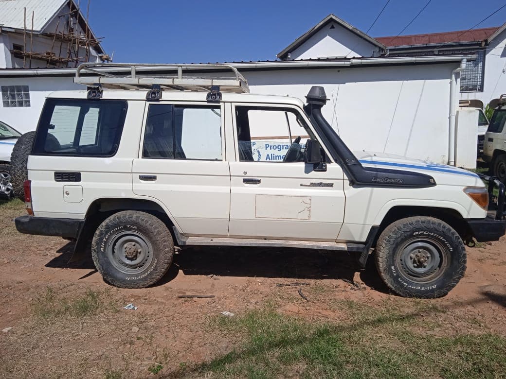 Toyota Land Cruiser — imagen 2