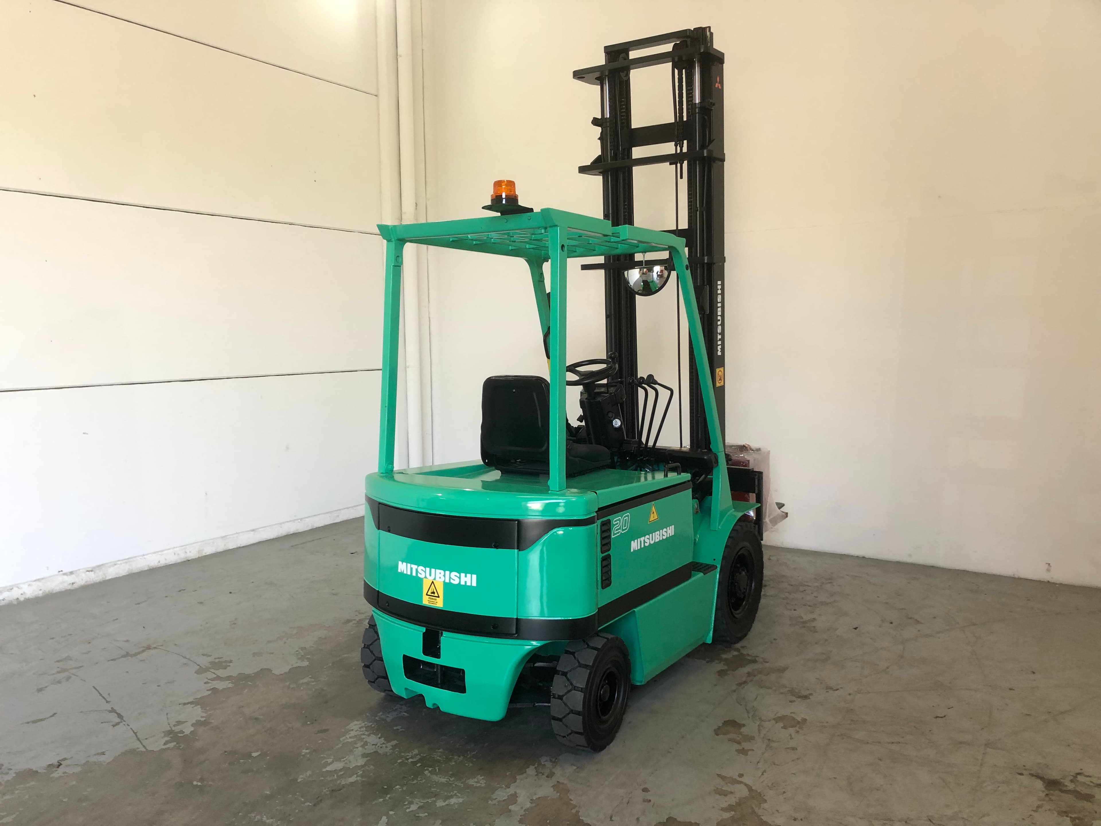 Empilhador Elétrico Mitsubishi FB20 — image 6