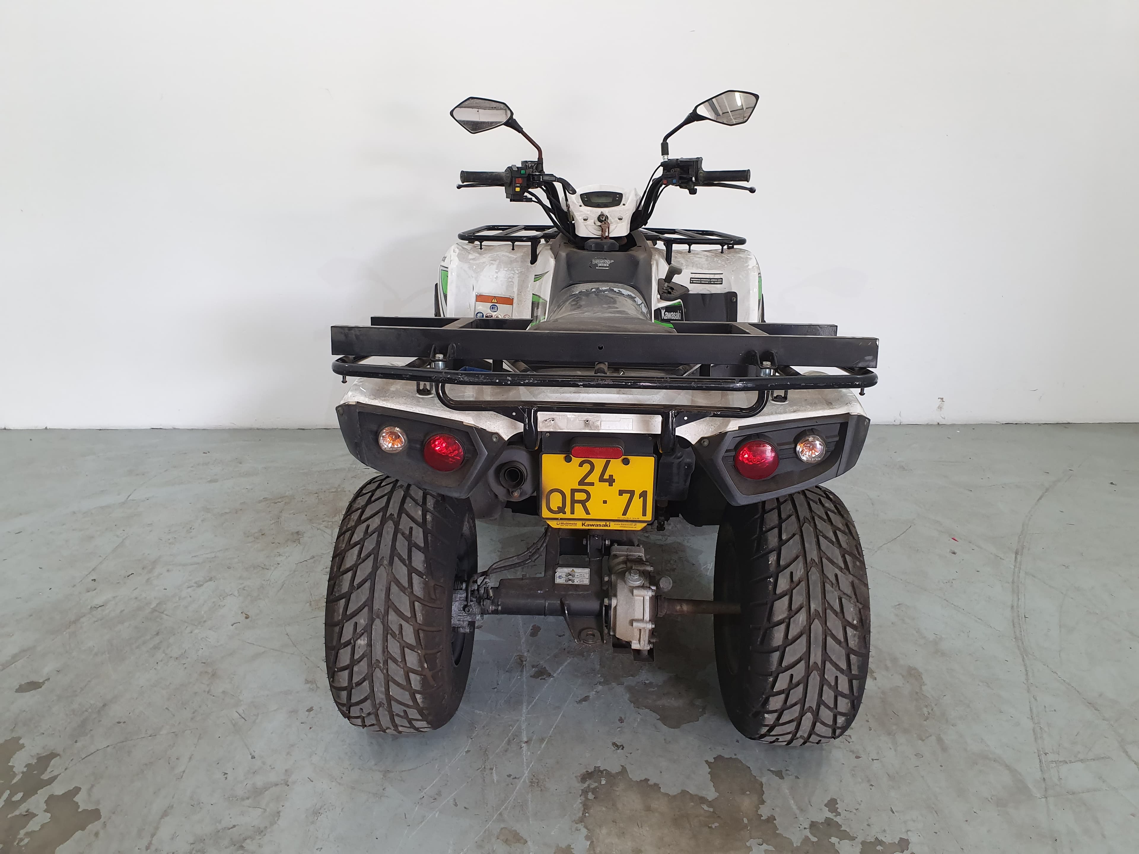 Moto 4 Kawasaki KVF300 · Ano 2015 — imagen 5